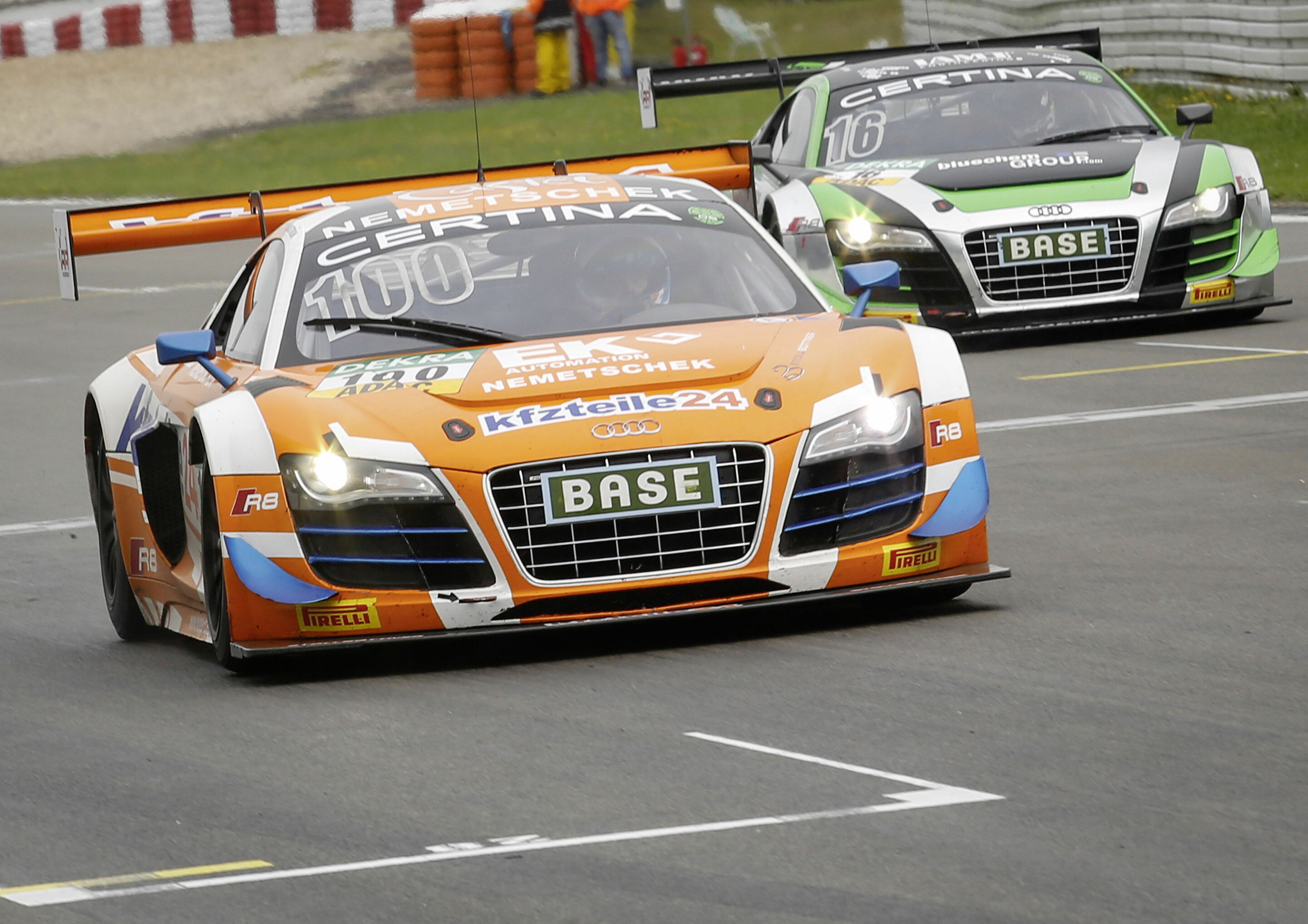 ADAC GT Masters 2015 - Audi R8 LMS ultra #100 (kfzteile24 MS RACING), Daniel Dobitsch/Edward Sandström