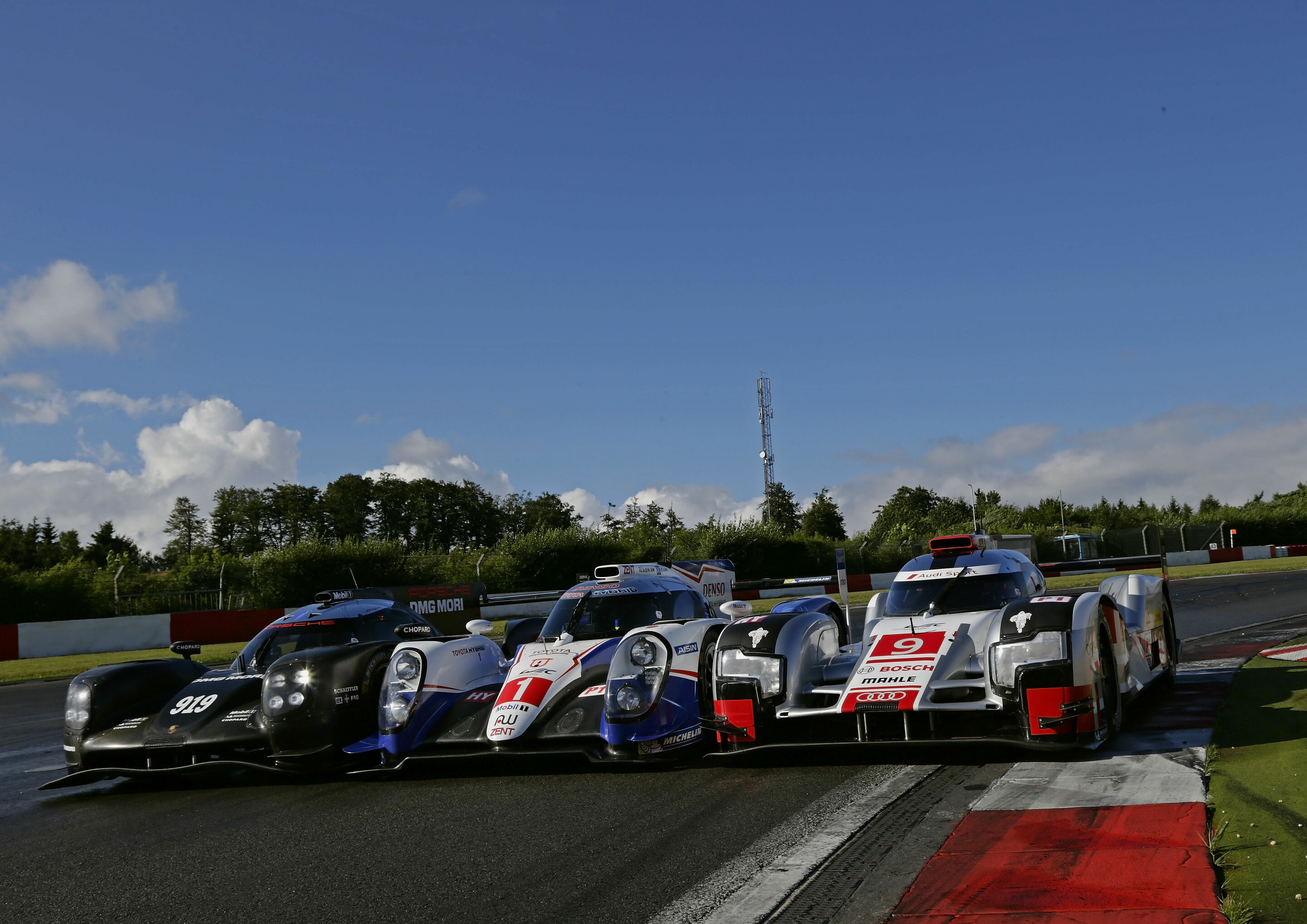 WEC Test Nürburgring 2015 - Porsche, Toyota, Audi R18 e-tron quattro