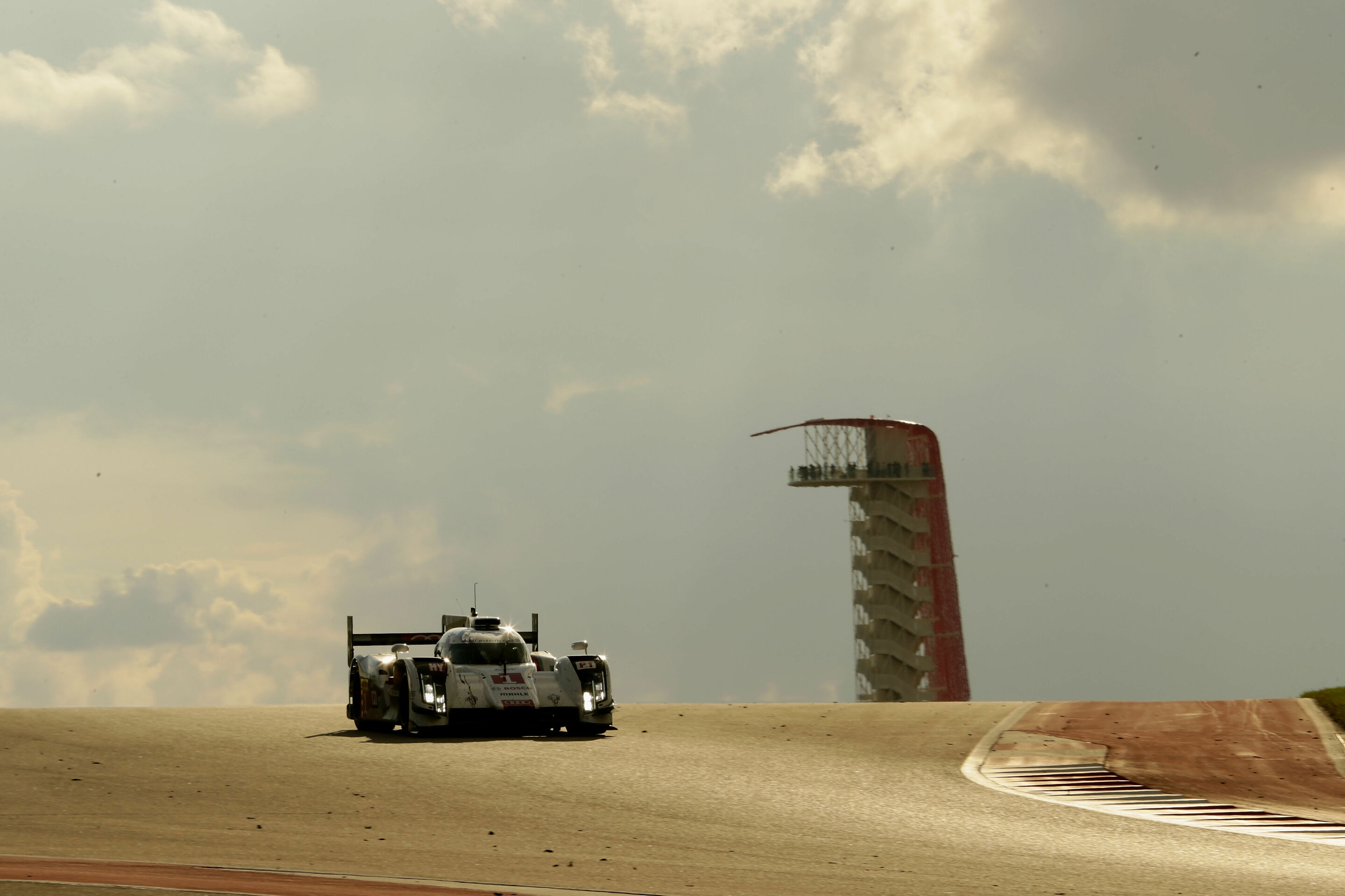 WEC Austin 2014 - Audi R18 e-tron quattro #1 (Audi Sport Team Joest), Lucas di Grassi, Loïc Duval, Tom Kristensen