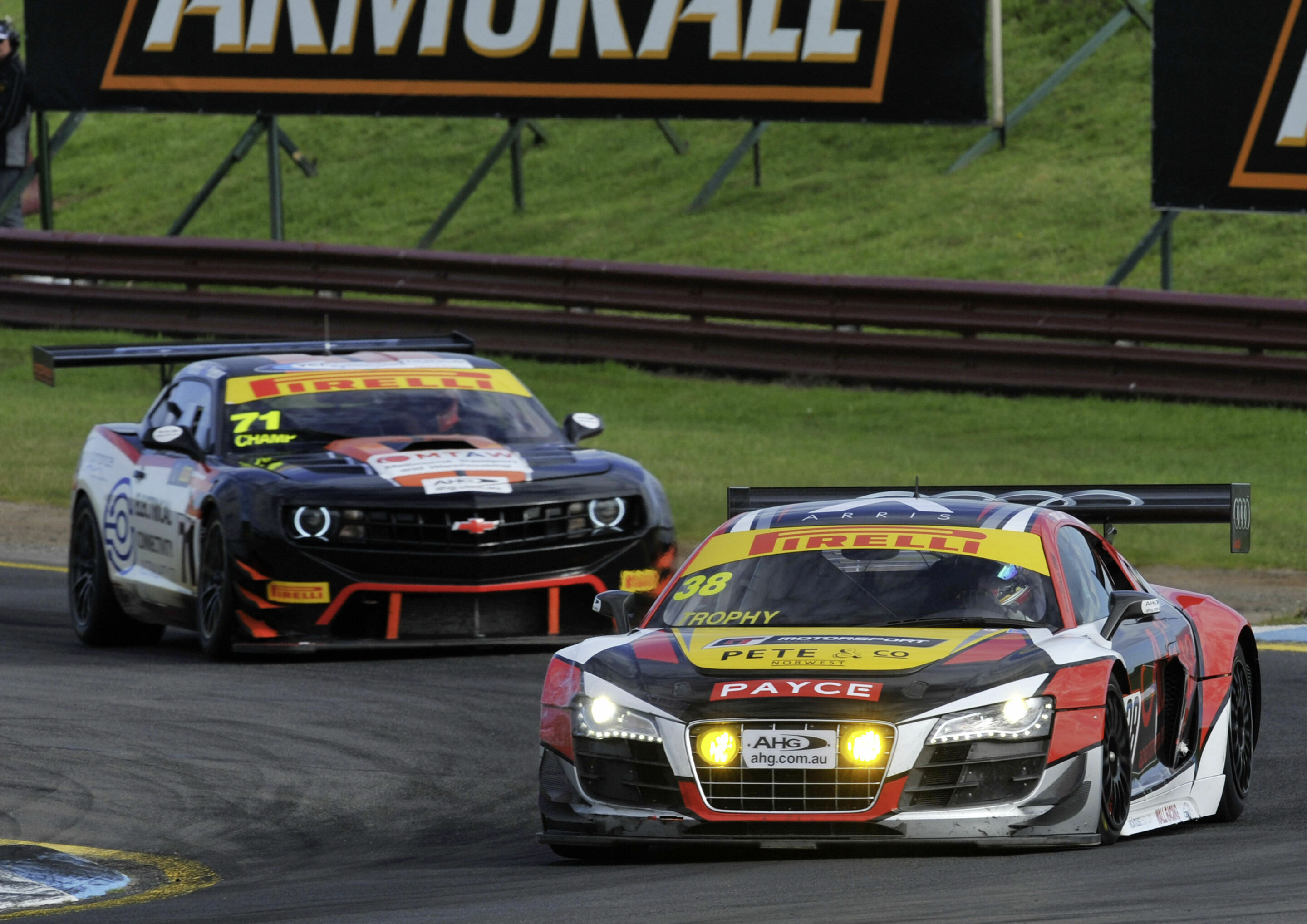 GT Australien 2015 - Audi R8 LMS #38 (Wall Racing), Greg Taylor/Barton Mawer