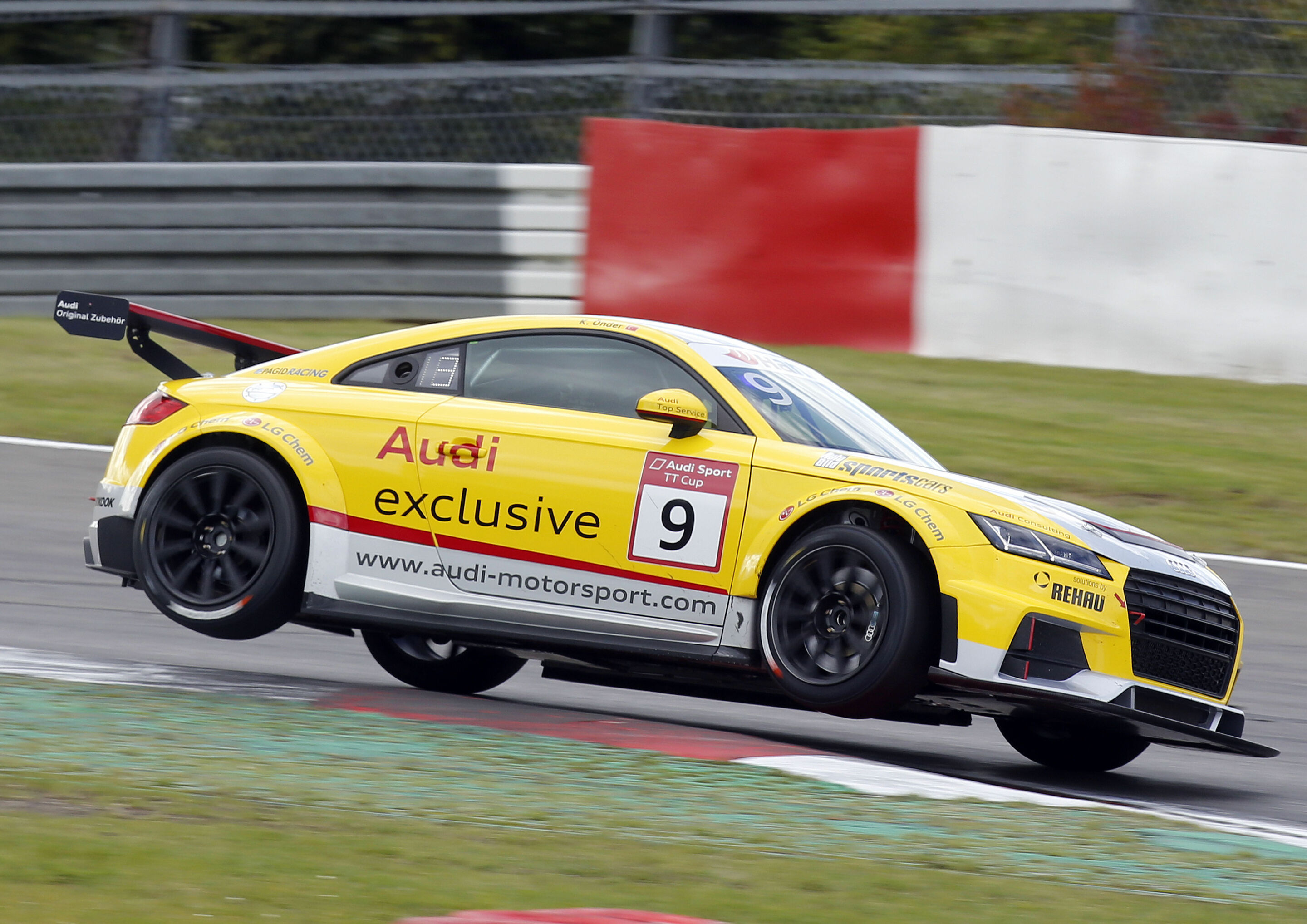 Audi Sport TT Cup Nürburgring 2015 - Audi TT cup #9, Kaan Önder