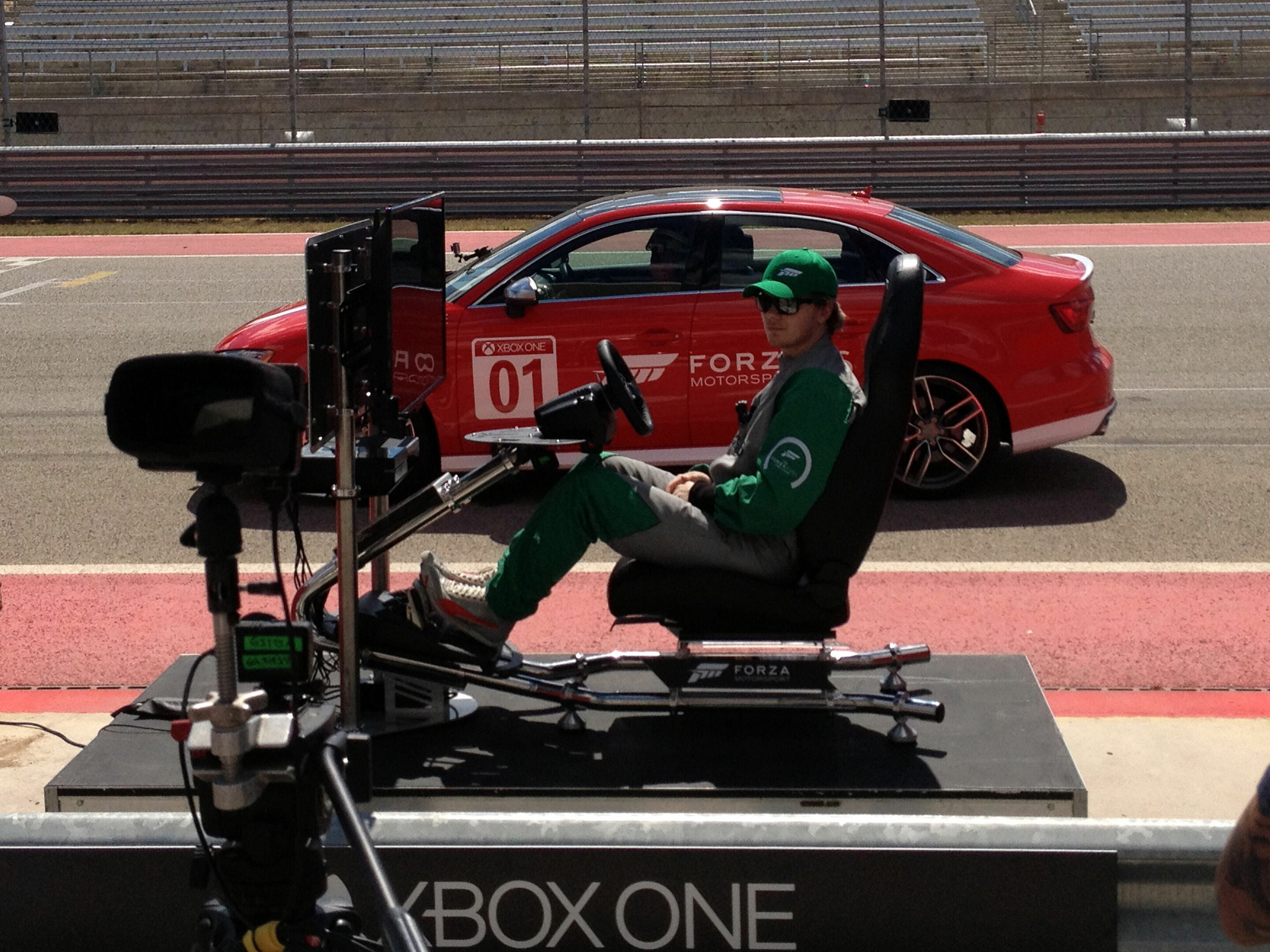 Benoît Tréluyer, Evan Thorogood, Forza Motorsport 6 competition