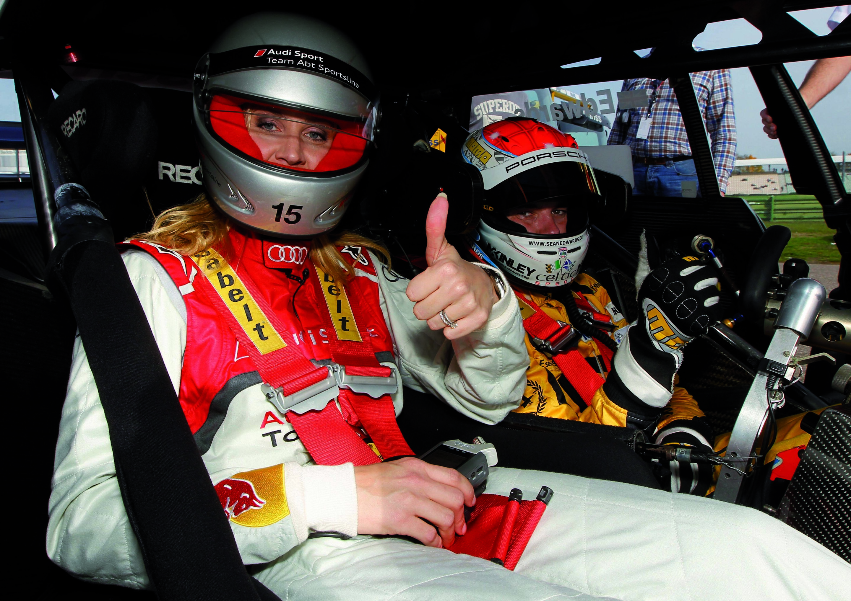 Motorsport-Newsletter 41/2012: Neue Bühne für den Audi A5 DTM - Tagesschau-Sprecherin Judith Rakers