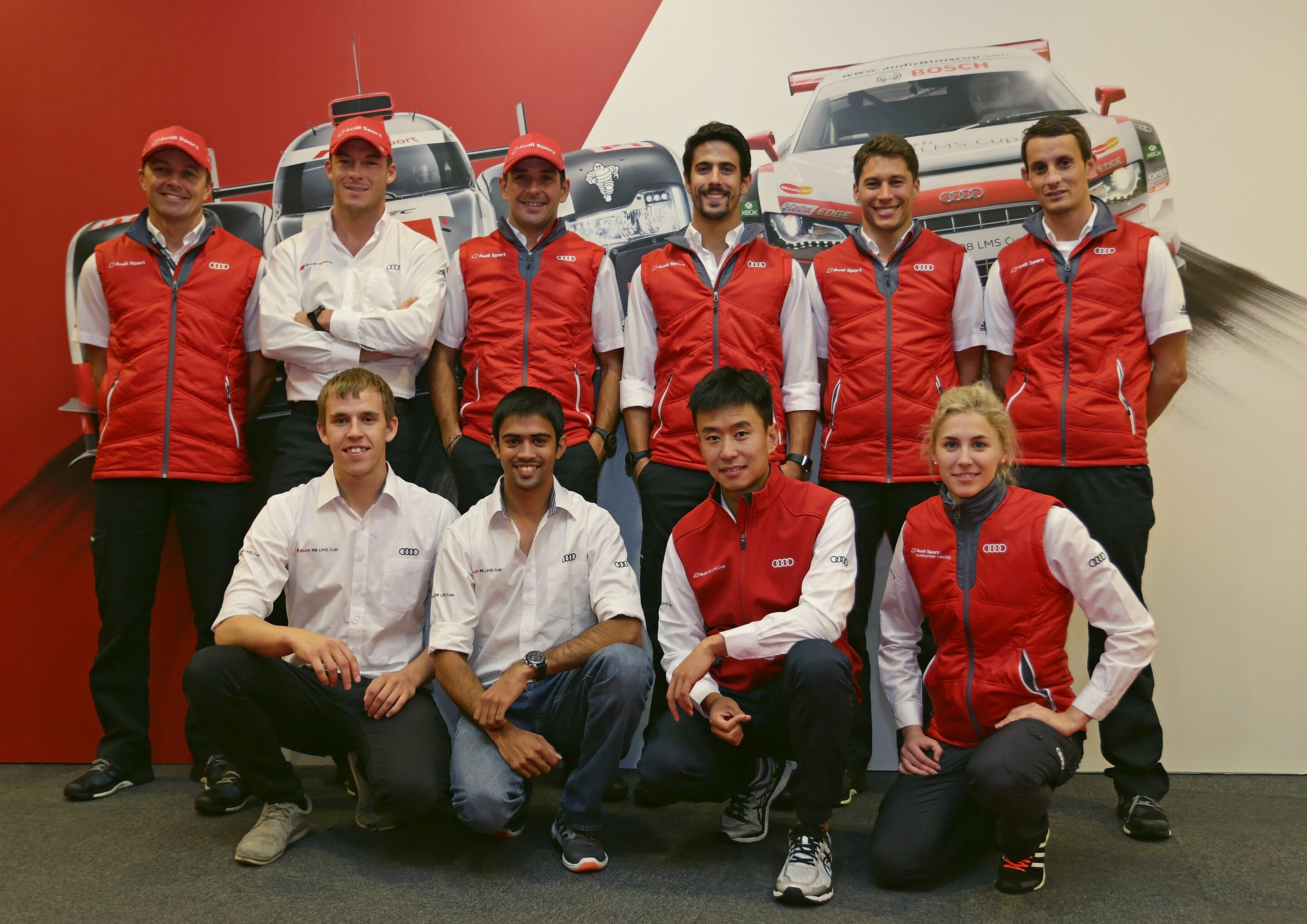 WEC Fuji 2015 - Marcel Fässler, André Lotterer, Benoît Tréluyer, Lucas di Grassi, Loïc Duval, Oliver Jarvis, Thomas Fjordbach, Aditja Patel, Konfu Cheng, Rahel Frey