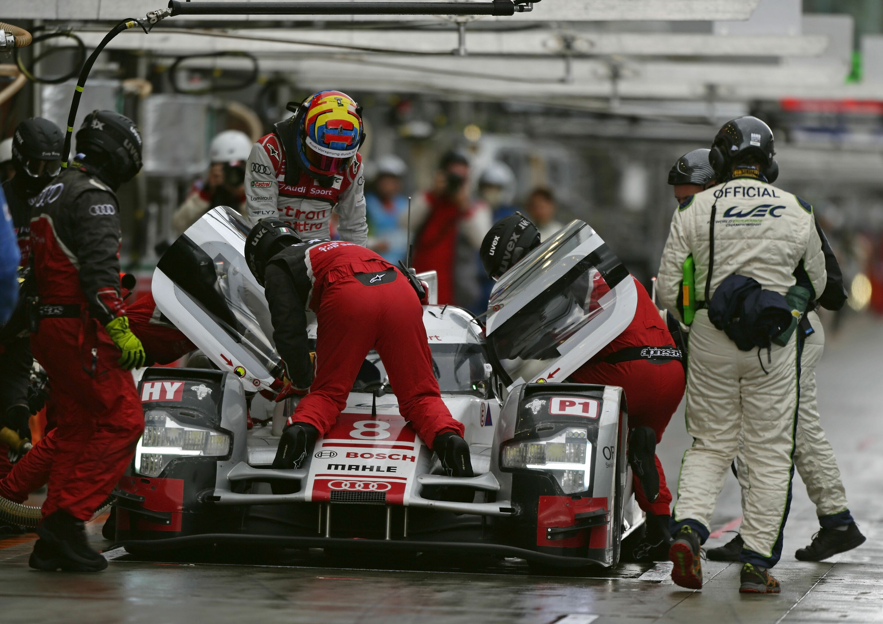 WEC Fuji 2015 - Audi R18 e-tron quattro #8 (Audi Sport Team Joest), Lucas di Grassi, Loïc Duval, Oliver Jarvis