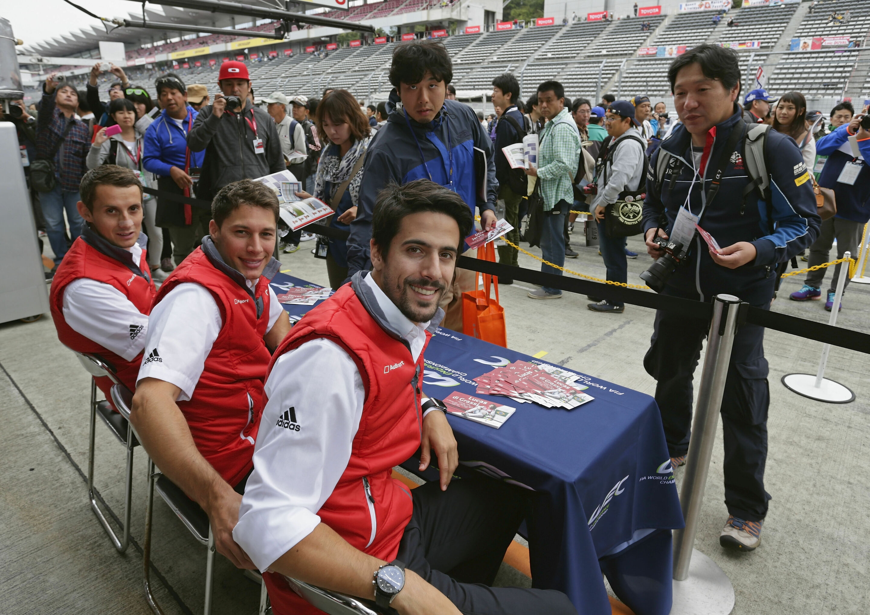 WEC Fuji 2015 - Oliver Jarvis, Loïc Duval, Lucas di Grassi