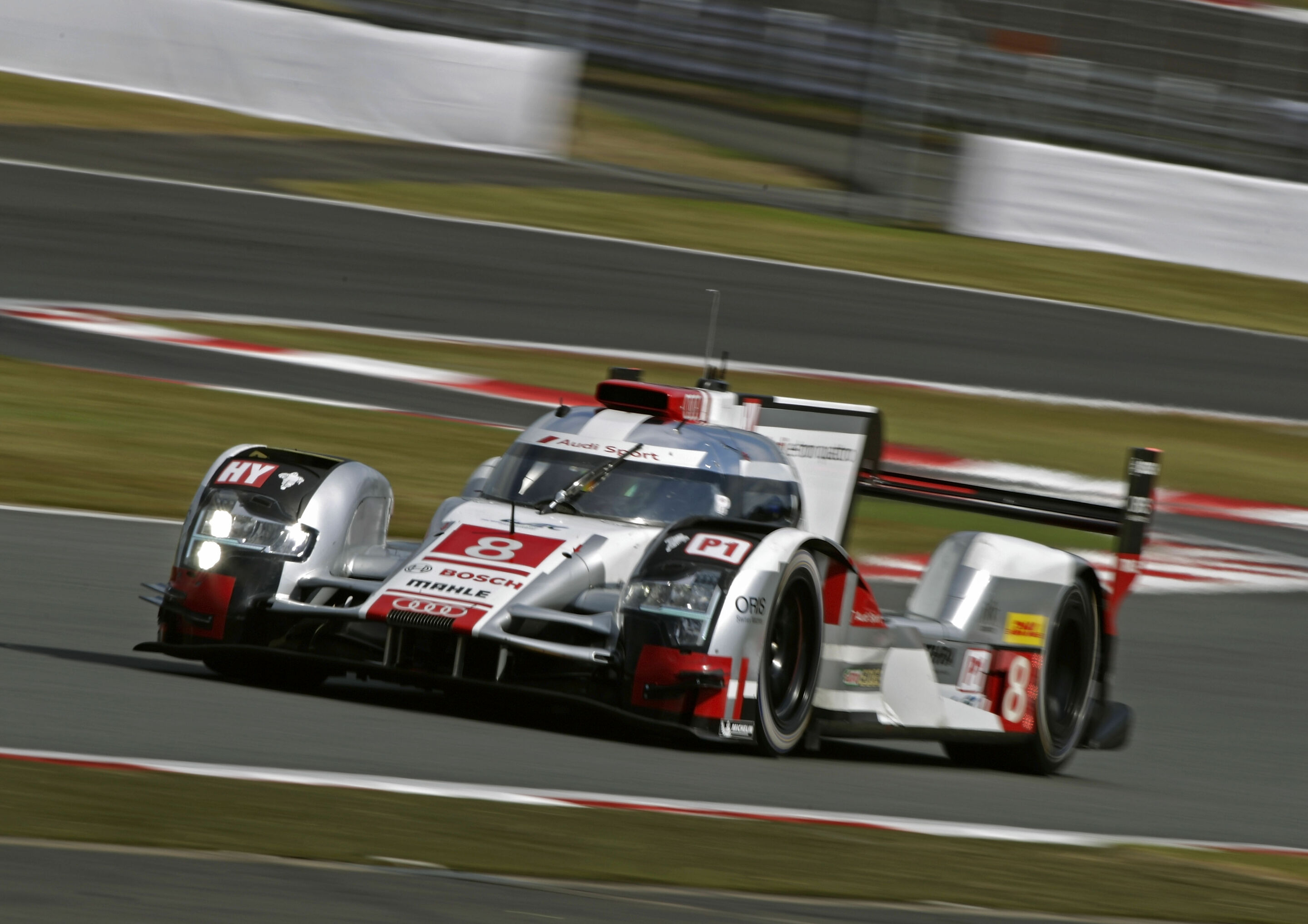 WEC Fuji 2015 - Audi R18 e-tron quattro #8 (Audi Sport Team Joest), Lucas di Grassi, Loïc Duval, Oliver Jarvis