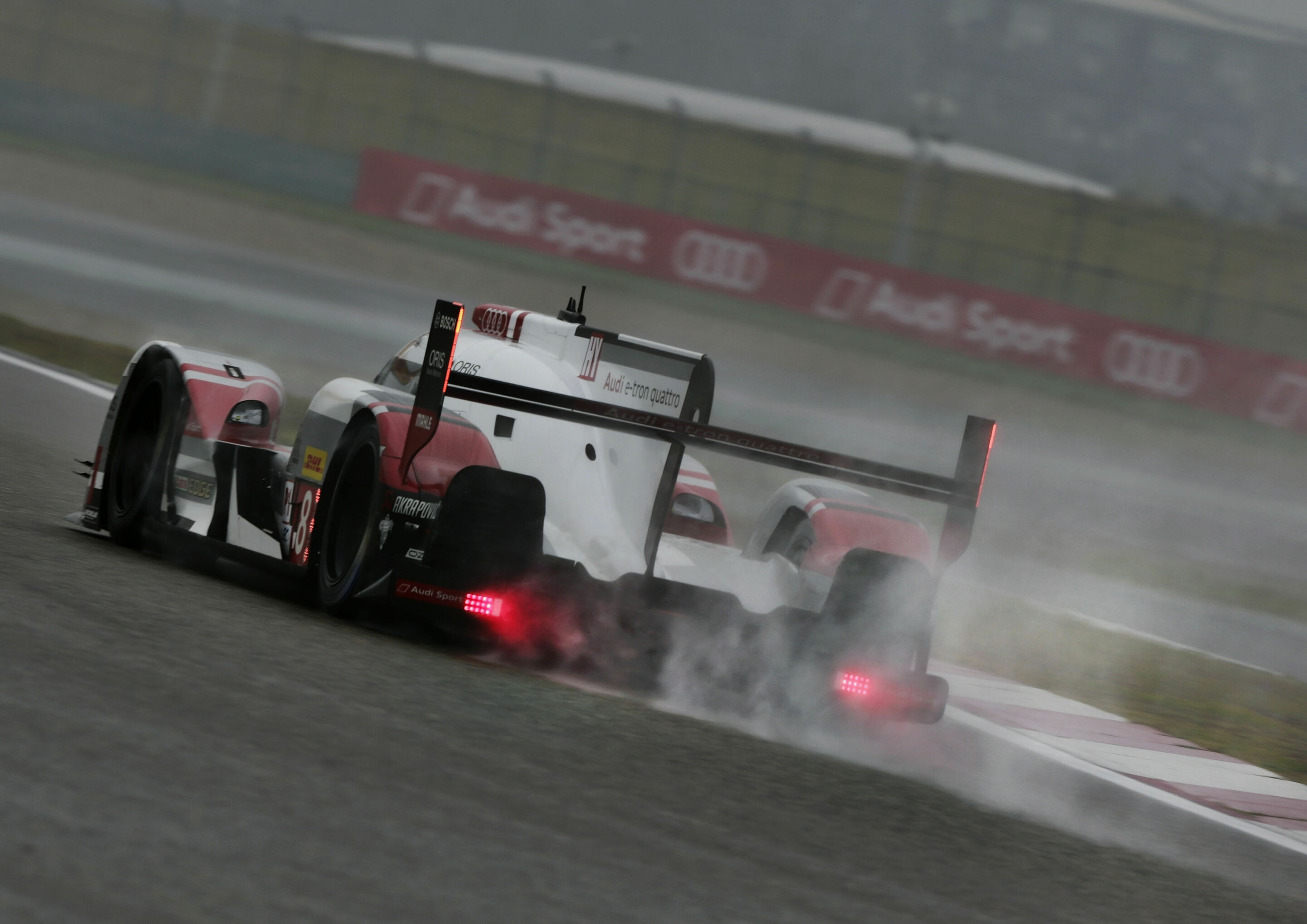 WEC Shanghai 2015 - Audi R18 e-tron quattro #8 (Audi Sport Team Joest), Lucas di Grassi, Loïc Duval, Oliver Jarvis