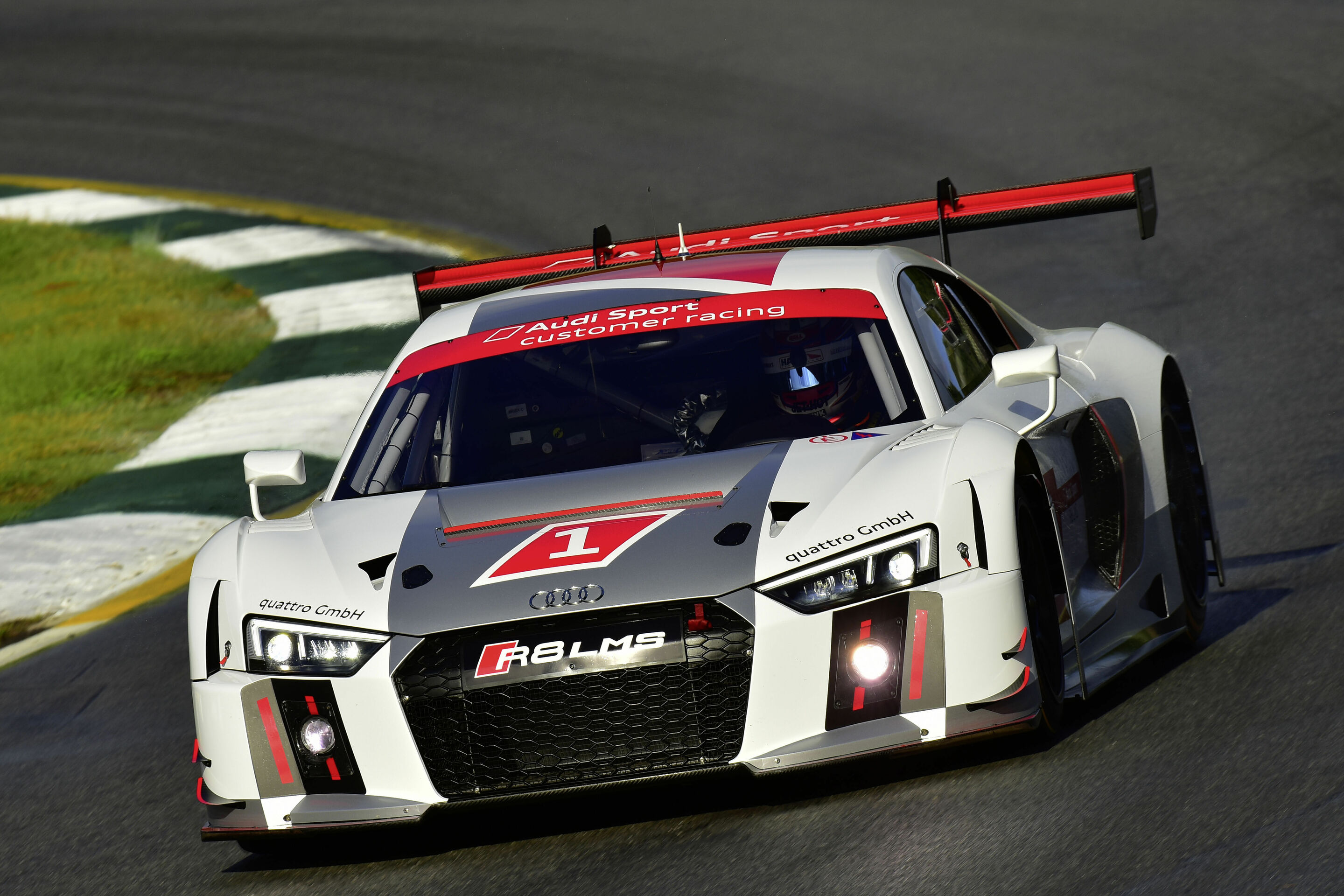 Audi R8 LMS - Audi R8 LMS