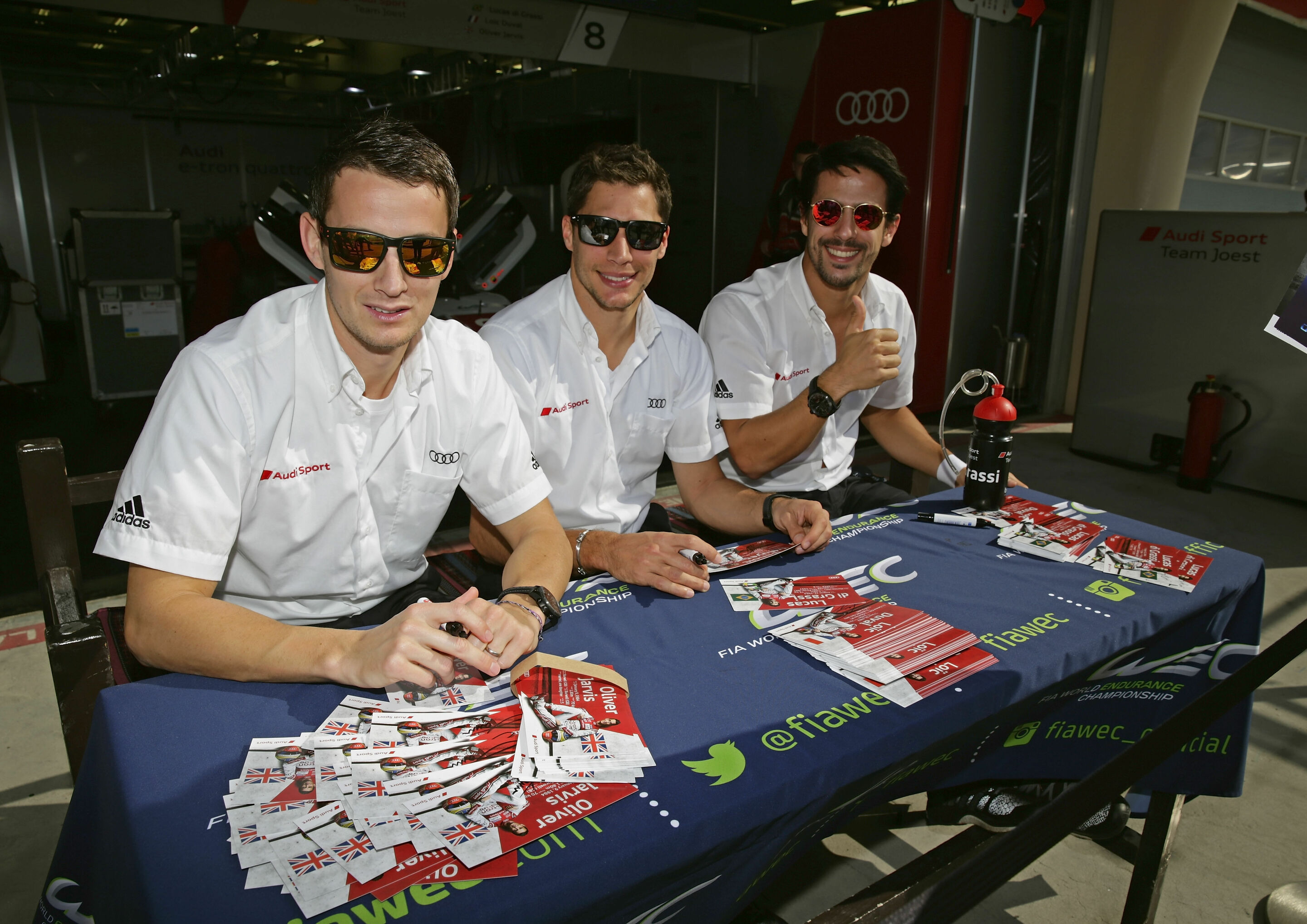 WEC Bahrain 2015 - Oliver Jarvis, Loïc Duval, Lucas di Grassi