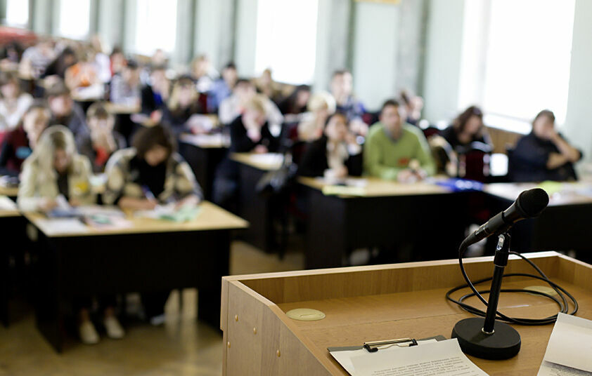 Audi Kolloquium - Wissenschaft für alle – Universität zum Anfassen: Unter diesem Motto präsentiert das Audi Kolloquium diverse Vorträge.