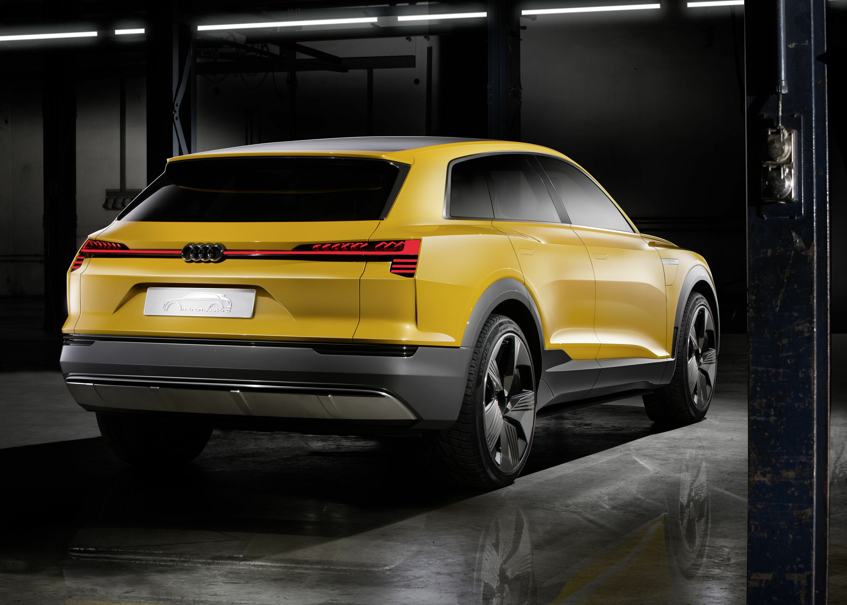 Audi h-tron quattro concept (2016) - Static photo, 
Colour: Citrine yellow