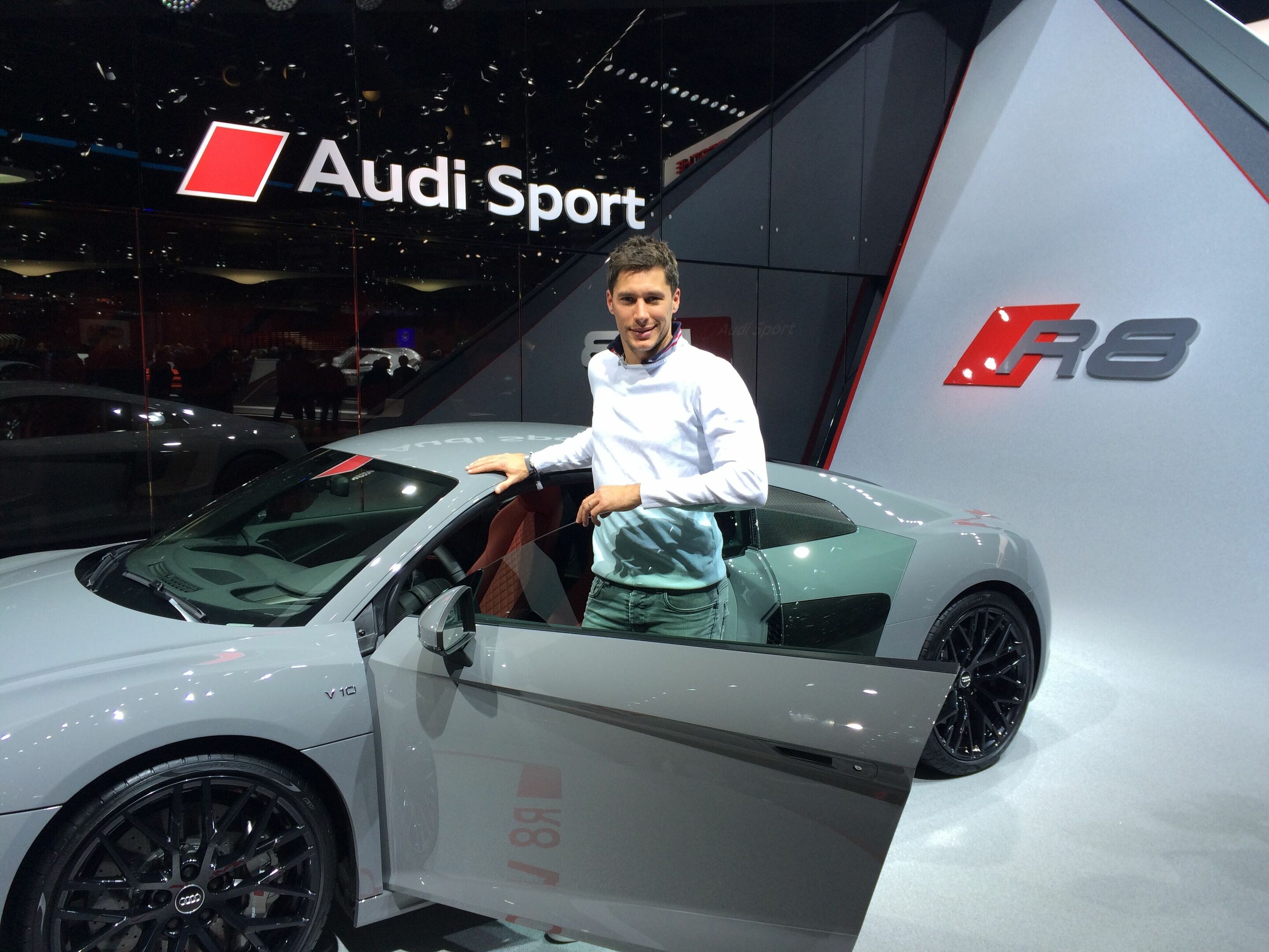 Automobilsalon Genf 2016 - Loïc Duval, Audi R8