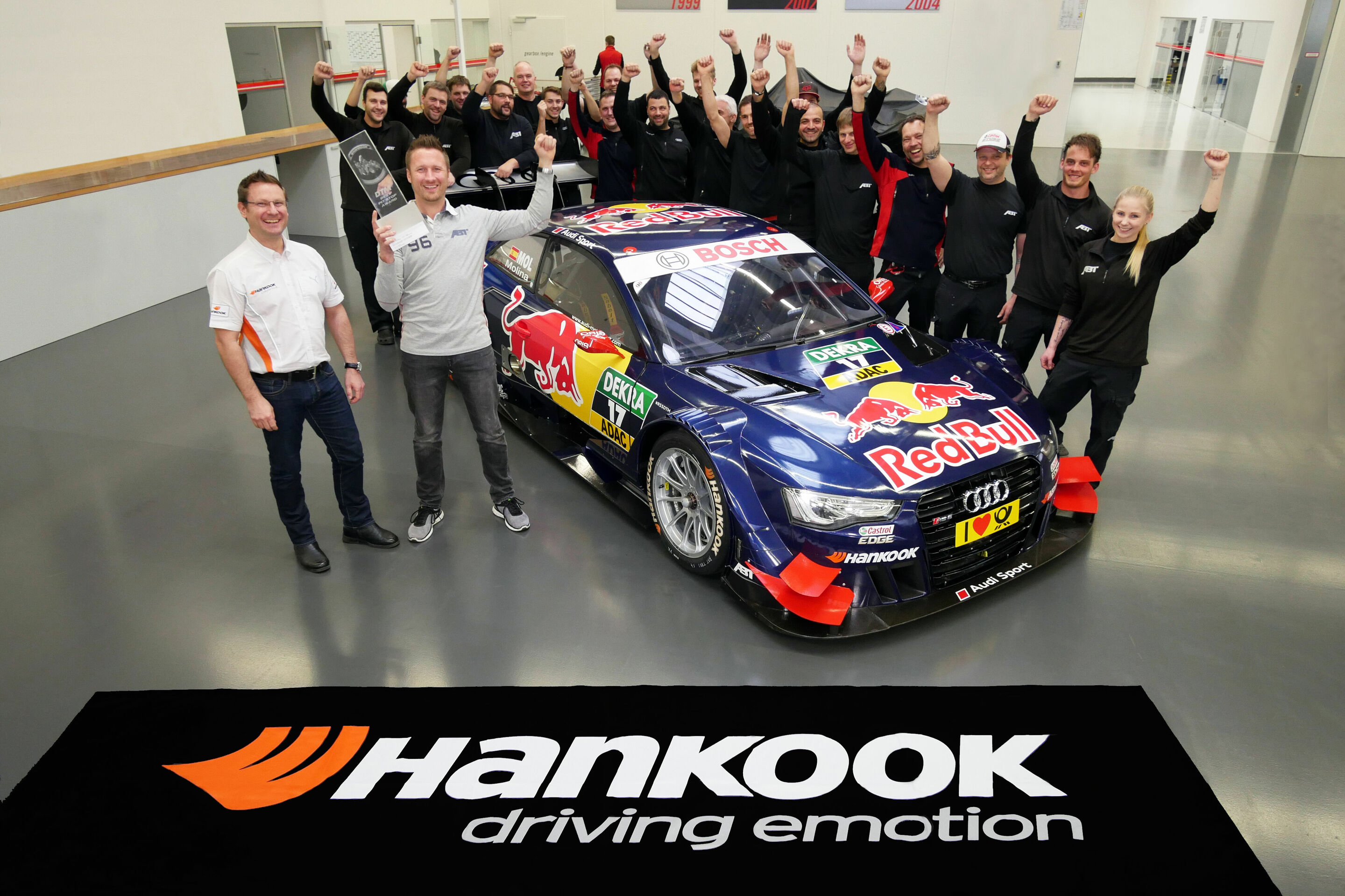 Hankook DTM Best Pit Stop Award 2015 - Marcel Hofmayer, Michael Seifert, Audi RS 5 DTM (Audi Sport Team Abt)