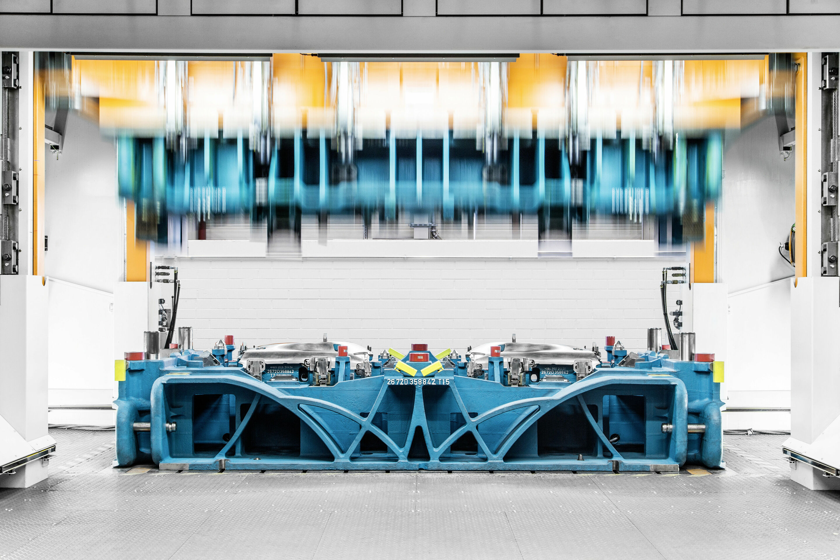 Audi develops a new generation of tools - Audi Toolmaking has developed a new generation of tools with structures that improve the transmission of forces and with lightweight and composite construction methods that are used in car-body construction. The...