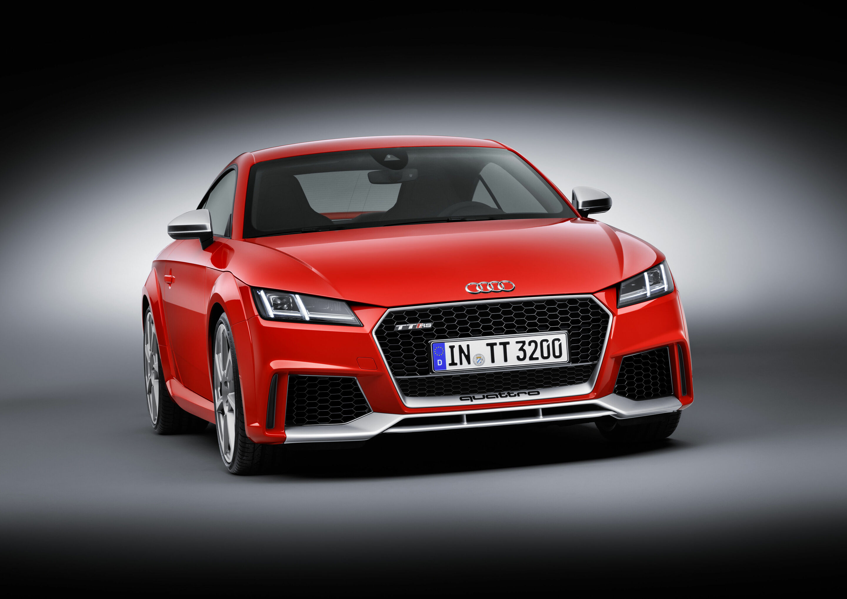 Audi TT RS Coupé - Static photo, 
Colour: Catalunya Red