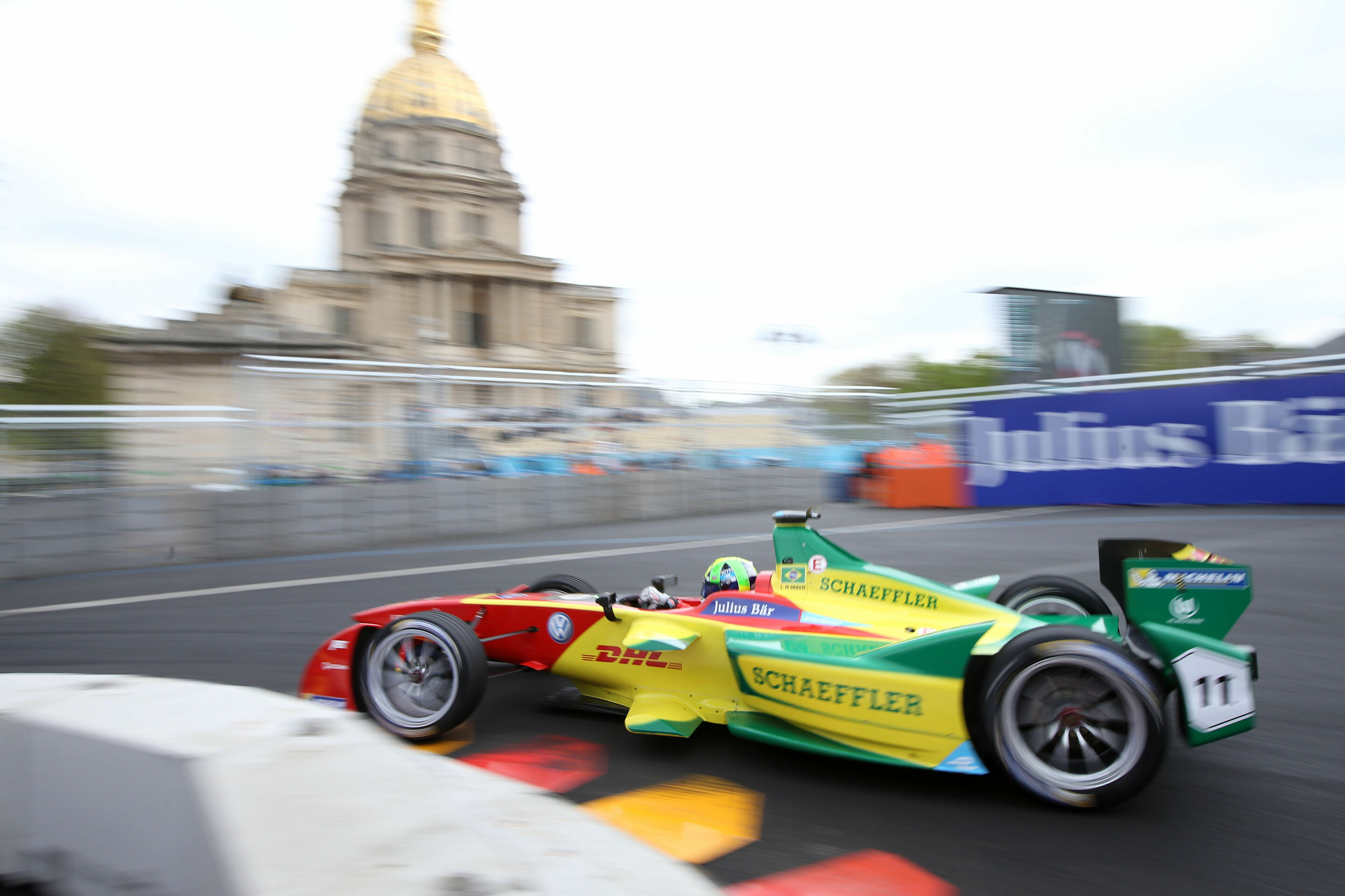 Lucas di Grassi triumphs at Formula E debut in Paris - Lucas di Grassi