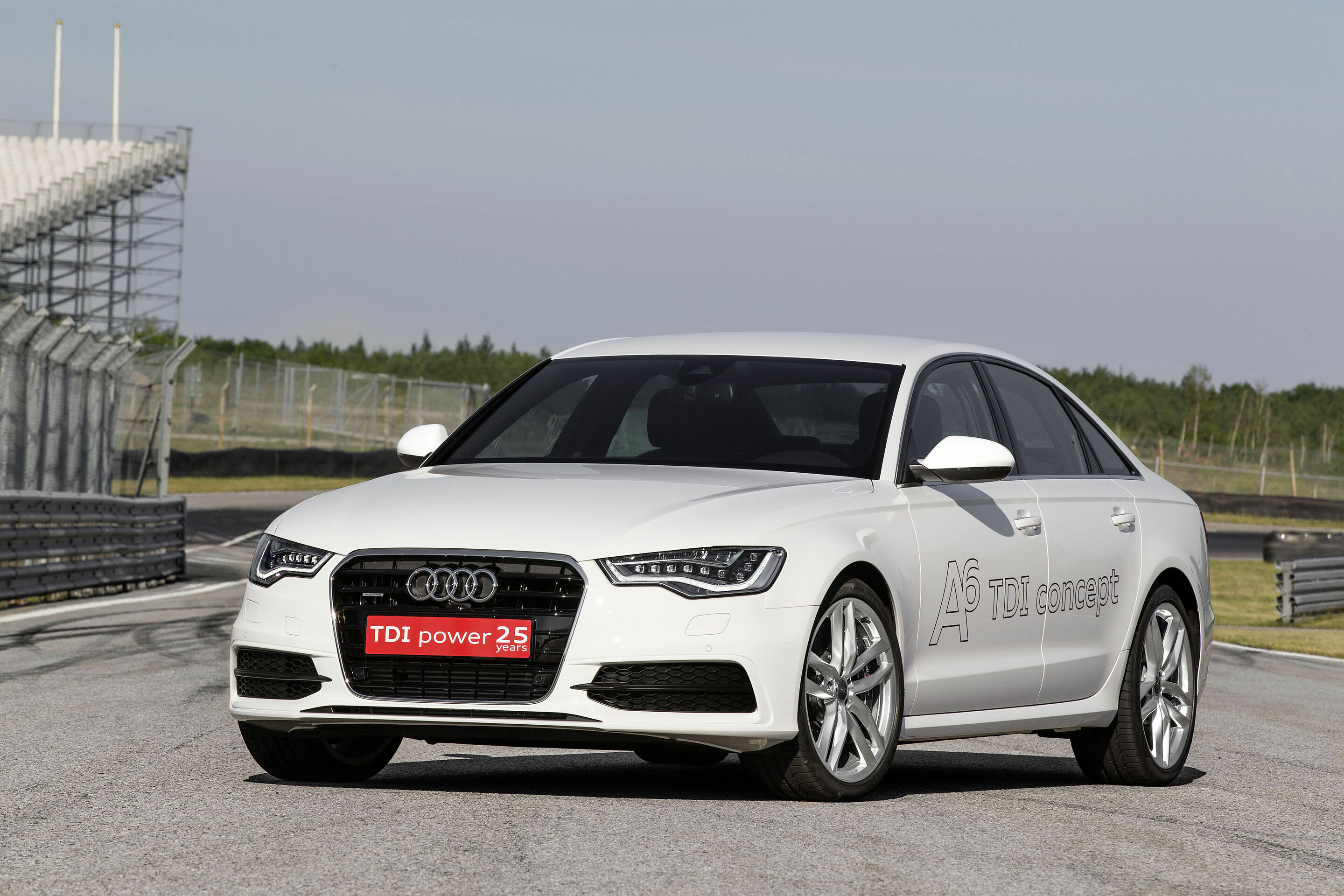 Audi A6 TDI concept (2014) - Static photo