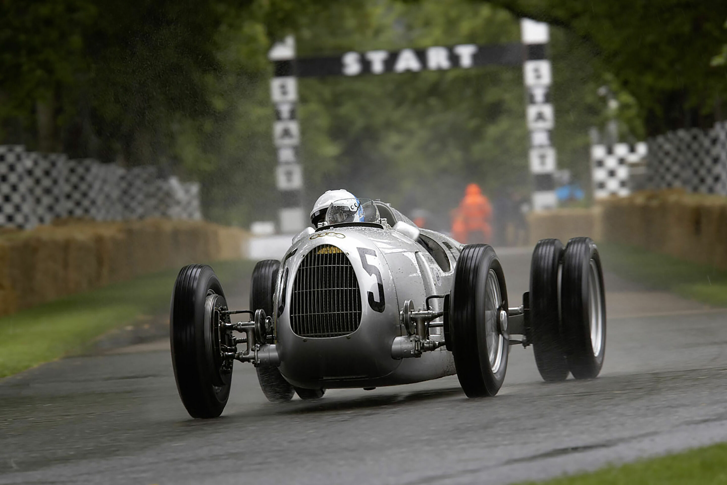 Audi Tradition celebrates two anniversaries  in Goodwood - Auto Union Type C: most powerful and nearly unbeatable 80 years ago.