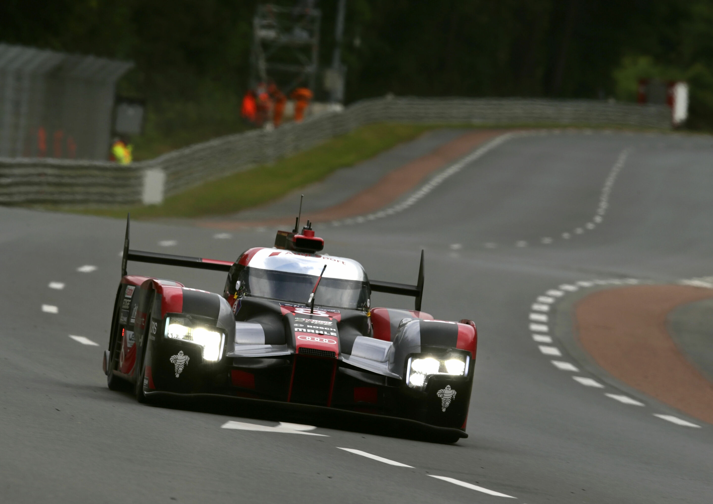 24h Le Mans 2016 - Audi R18 (2016) #8 (Audi Sport Team Joest), Lucas di Grassi, Loïc Duval, Oliver Jarvis
