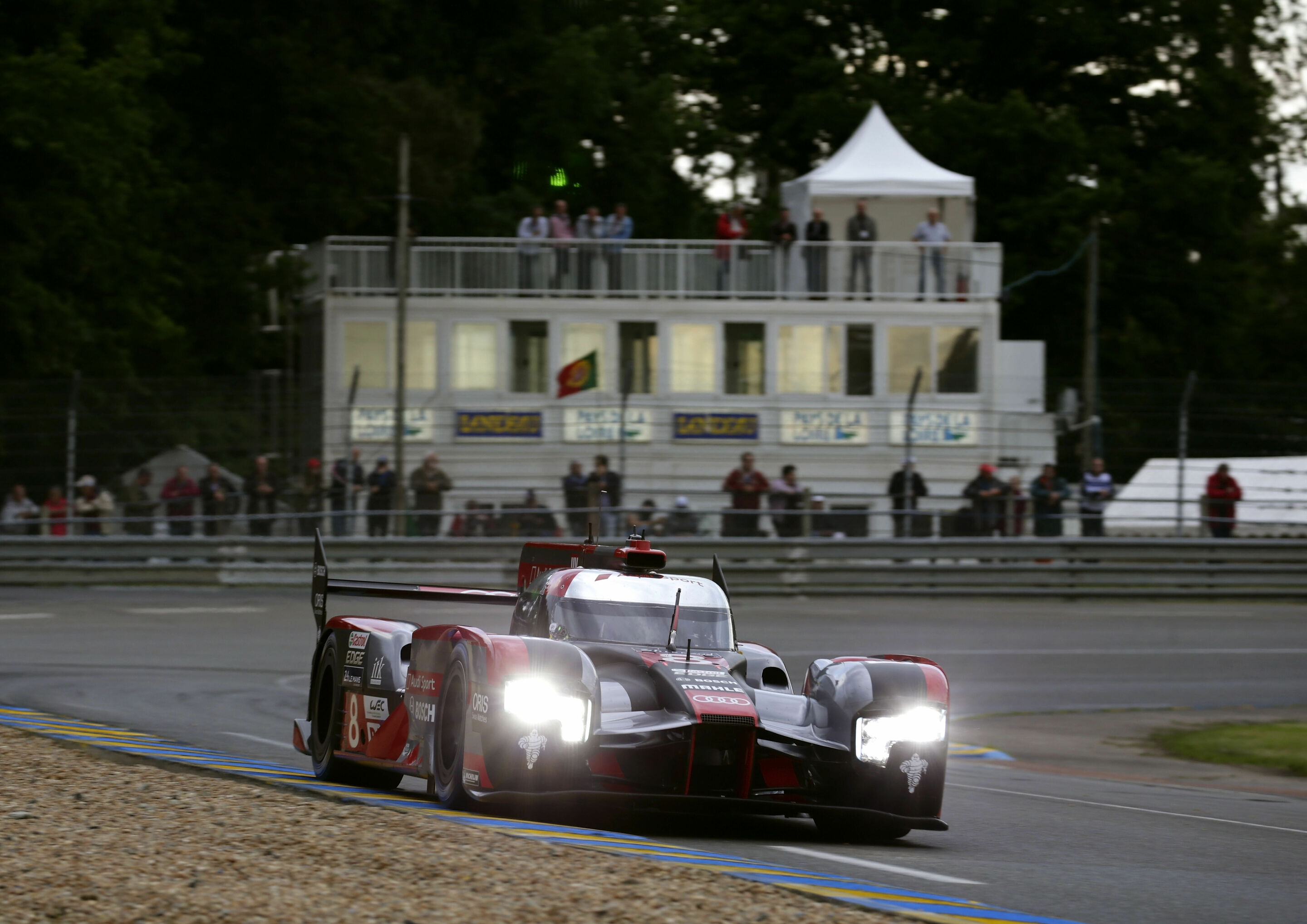 24h Le Mans 2016 - Audi R18 (2016) #8 (Audi Sport Team Joest), Lucas di Grassi, Loïc Duval, Oliver Jarvis