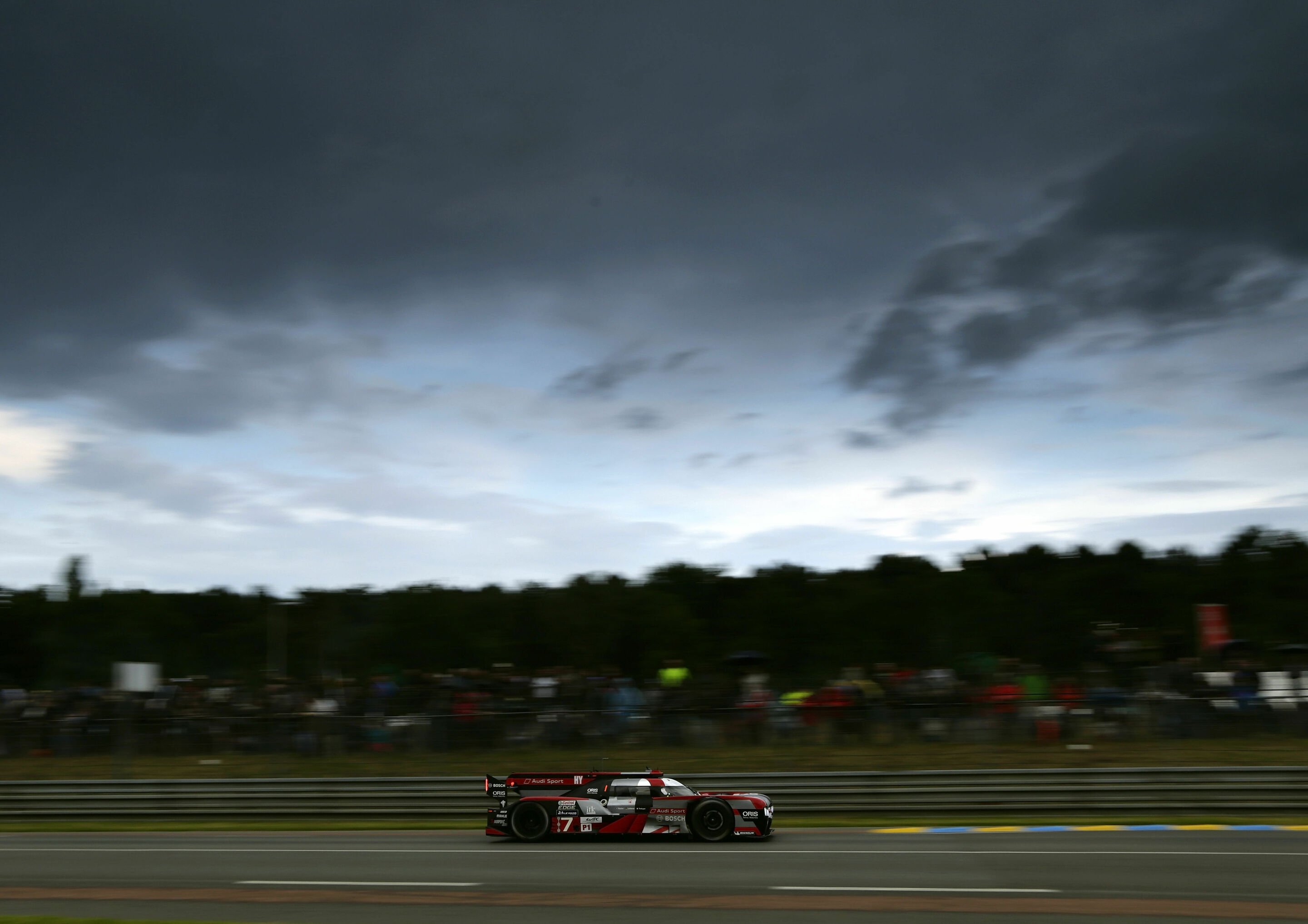 24h Le Mans 2016 - Audi R18 (2016) #7 (Audi Sport Team Joest), Marcel Fässler, André Lotterer, Benoît Tréluyer