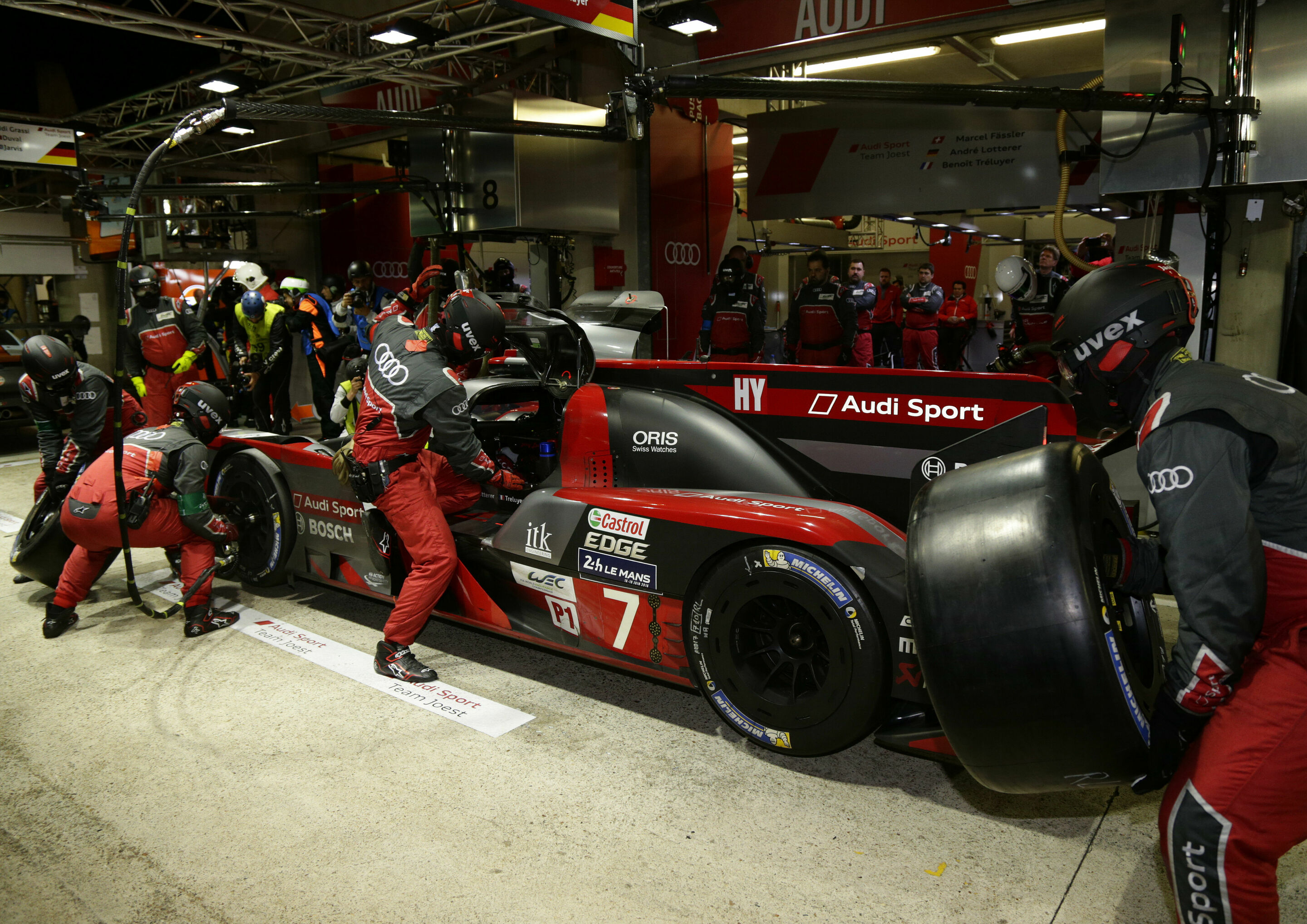 24h Le Mans 2016 - Audi R18 (2016) #7 (Audi Sport Team Joest), Marcel Fässler, André Lotterer, Benoît Tréluyer