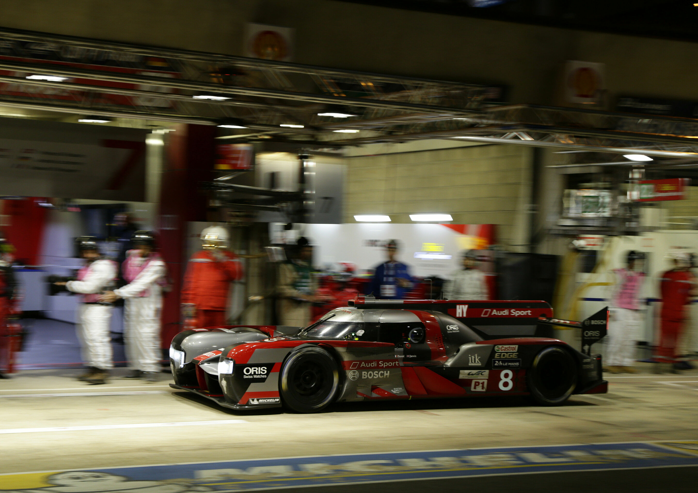24h Le Mans 2016 - Audi R18 (2016) #8 (Audi Sport Team Joest), Lucas di Grassi, Loïc Duval, Oliver Jarvis
