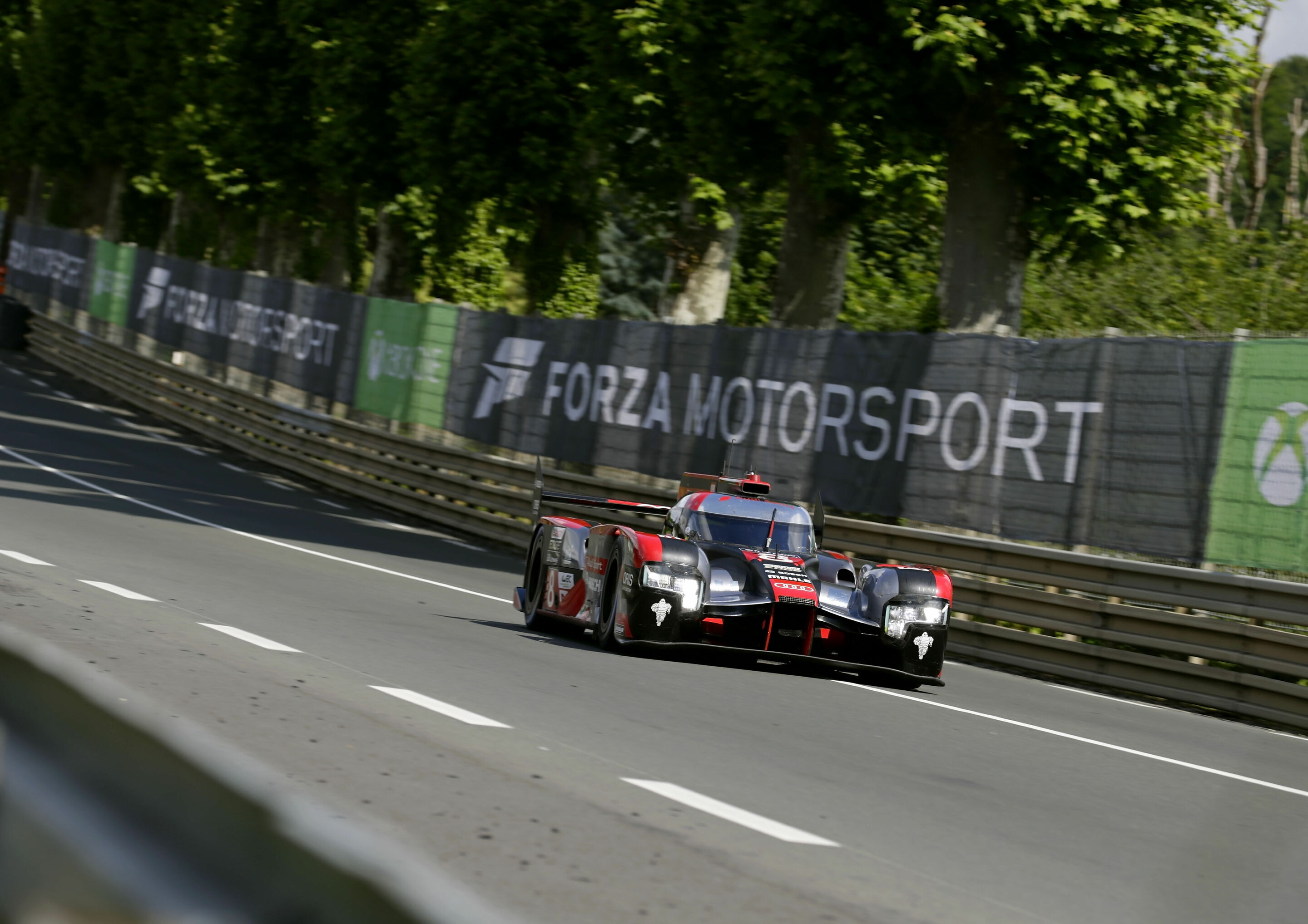 24h Le Mans 2016 - Audi R18 (2016) #8 (Audi Sport Team Joest), Lucas di Grassi, Loïc Duval, Oliver Jarvis