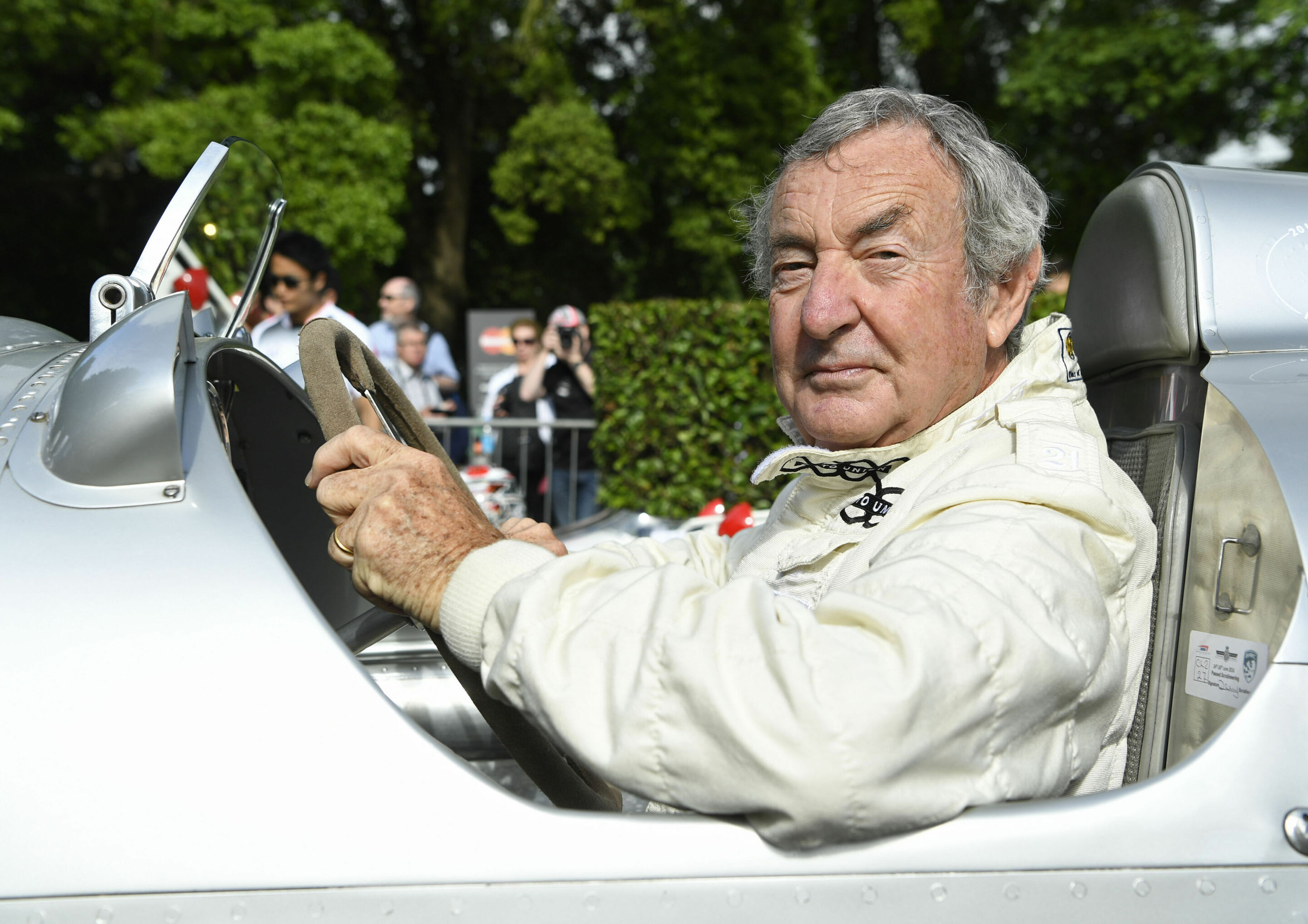 „Audi Tradition feiert zwei Jubiläen in Goodwood“ - Nick Mason von Pink Floyd fuhr beim Goodwood Festival of Speed 2016 den Auto Union Typ C von Audi Tradition.