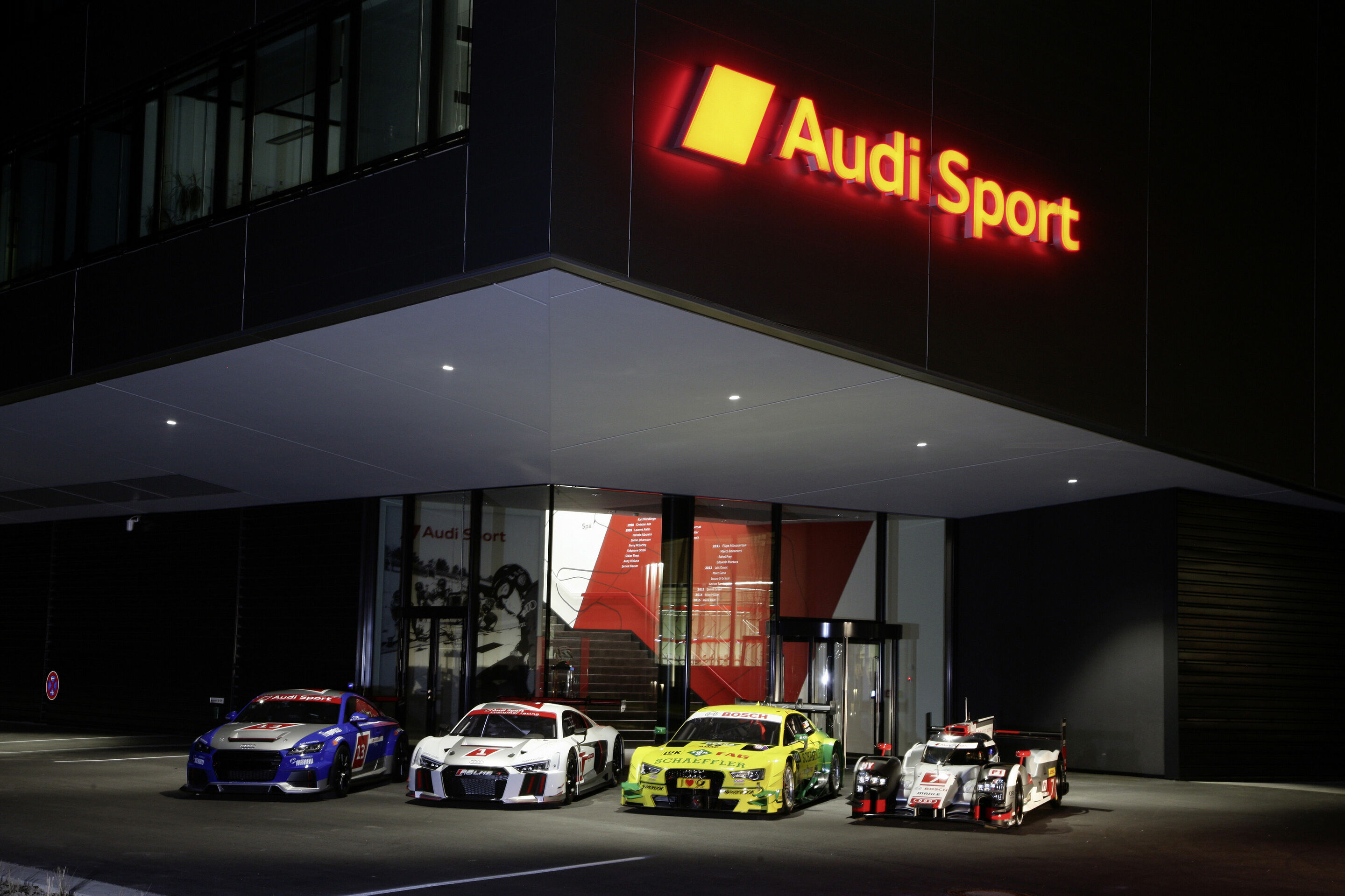 Audi Sport: Green light for the 2015 season - Audi Sport Warm-up 2015, Audi TT cup, Audi R8 LMS, Audi RS 5 DTM, Audi R18 e-tron quattro
