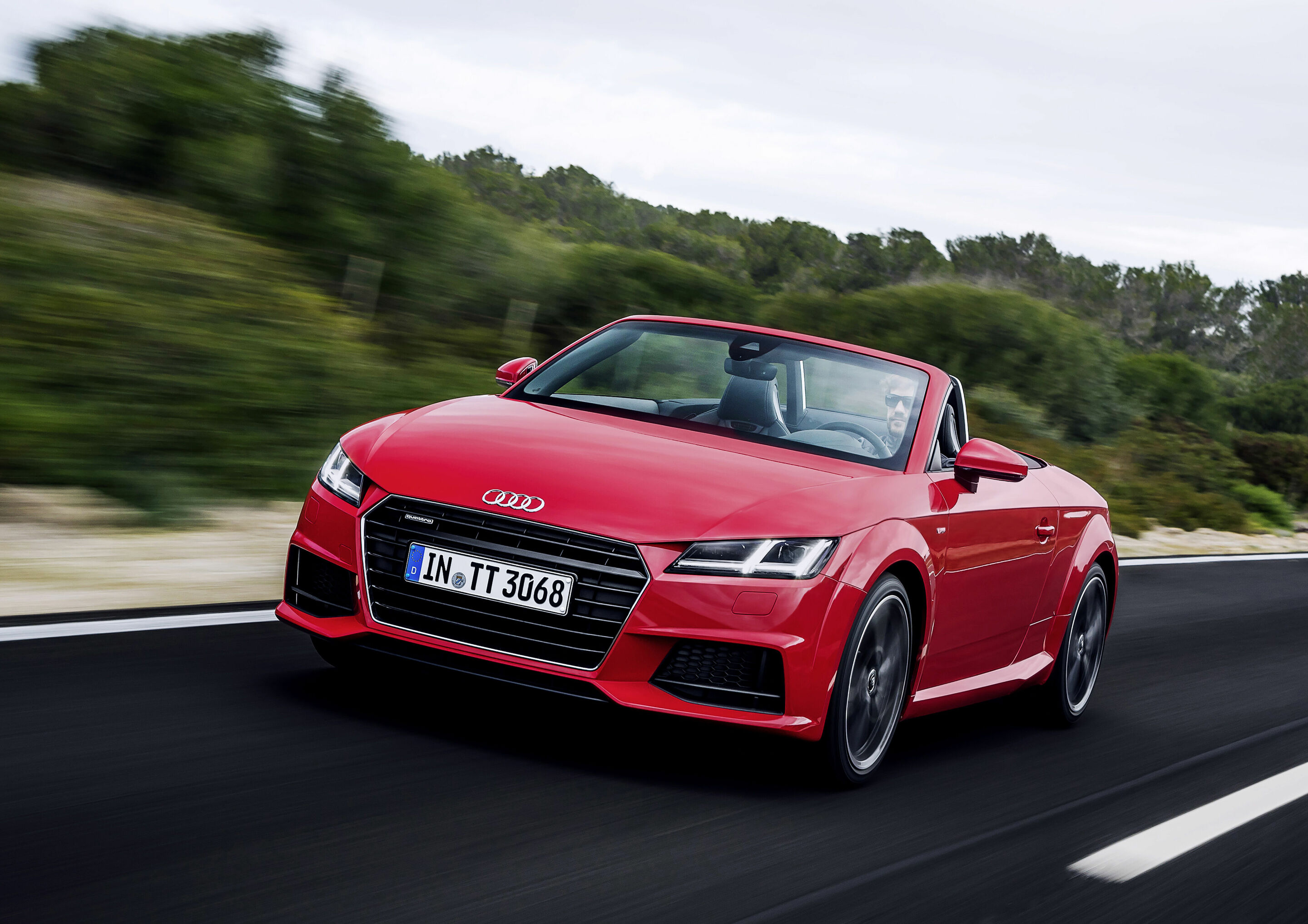 Audi increases sales by 5.6 percent in the first half of the year - With around 953,200 units delivered, AUDI AG increased its sales since January by 5.6 percent, growing in all regions. Worldwide, especially the new models Audi A4 (+12.3%) and Audi Q7...