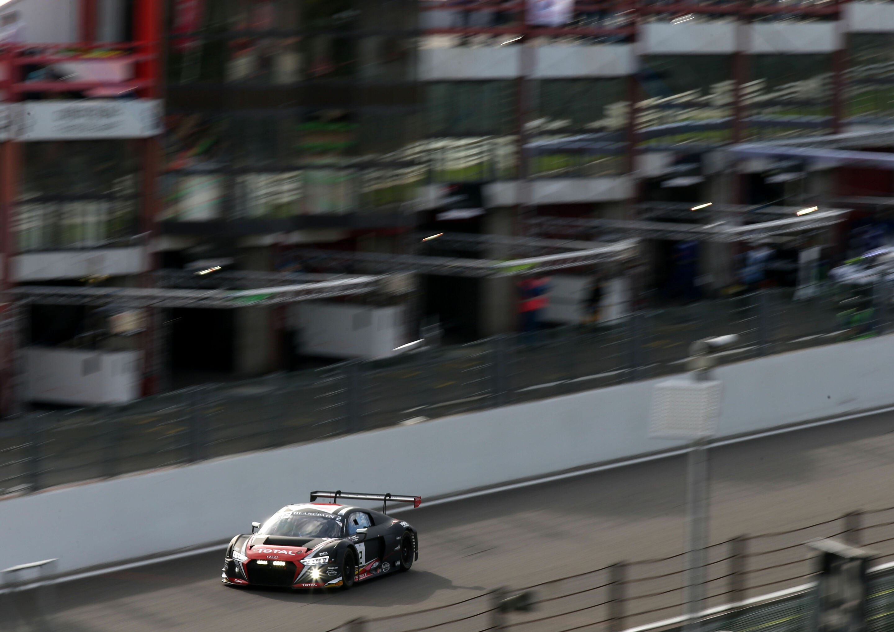 24h Spa 2016 - Audi R8 LMS #2 (Belgian Audi Club Team WRT), Robin Frijns/Stuart Leonard/Michael Meadows
