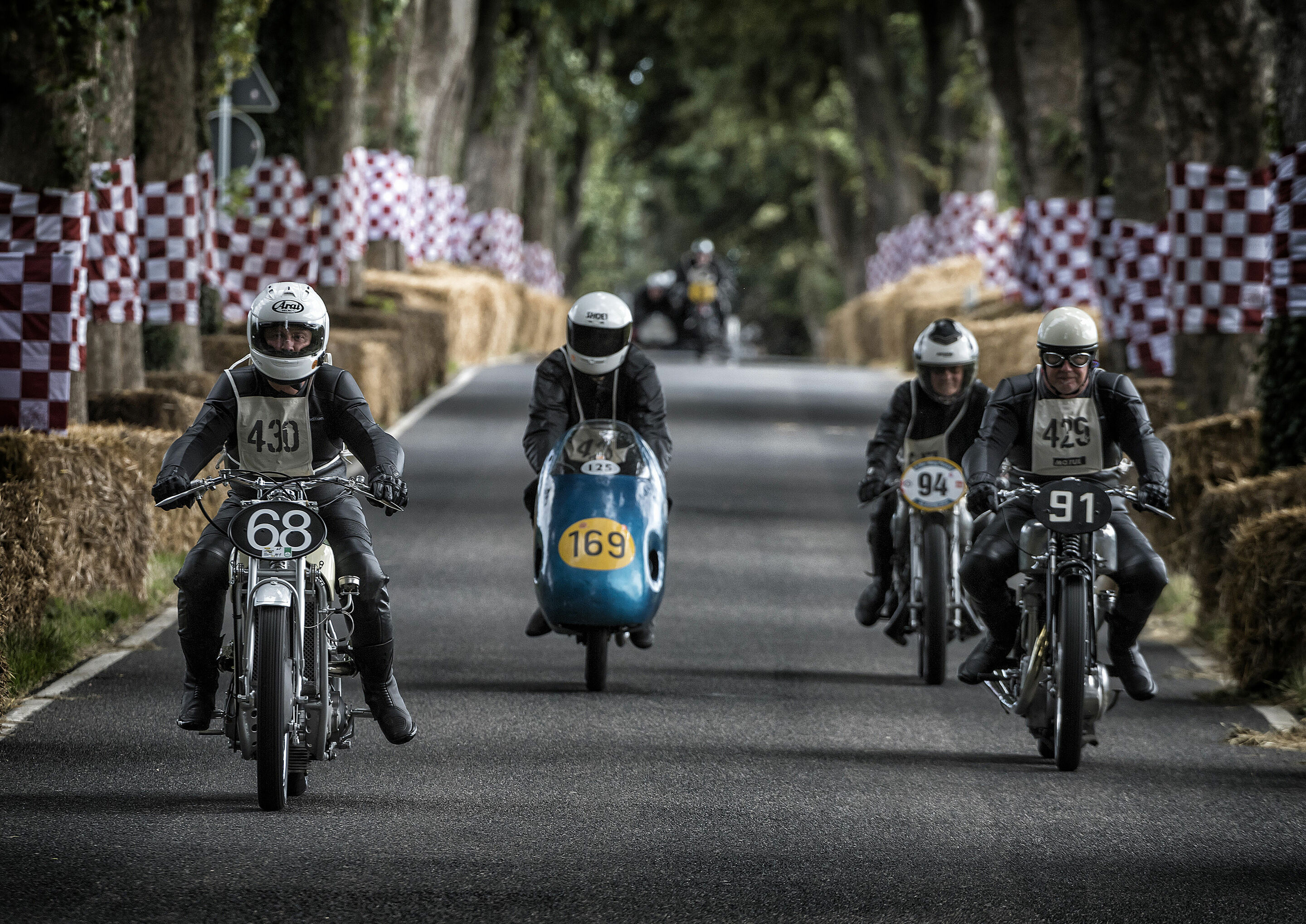 Audi-Rennlegenden Stuck, Röhrl und Biela bei den Classic Days Schloss Dyck - Historische Motorräder aus der Audi-Geschichte: DKW UL 500, NSU Blauwal, NSU Sportmax und NSU SSR 500 Bullus.