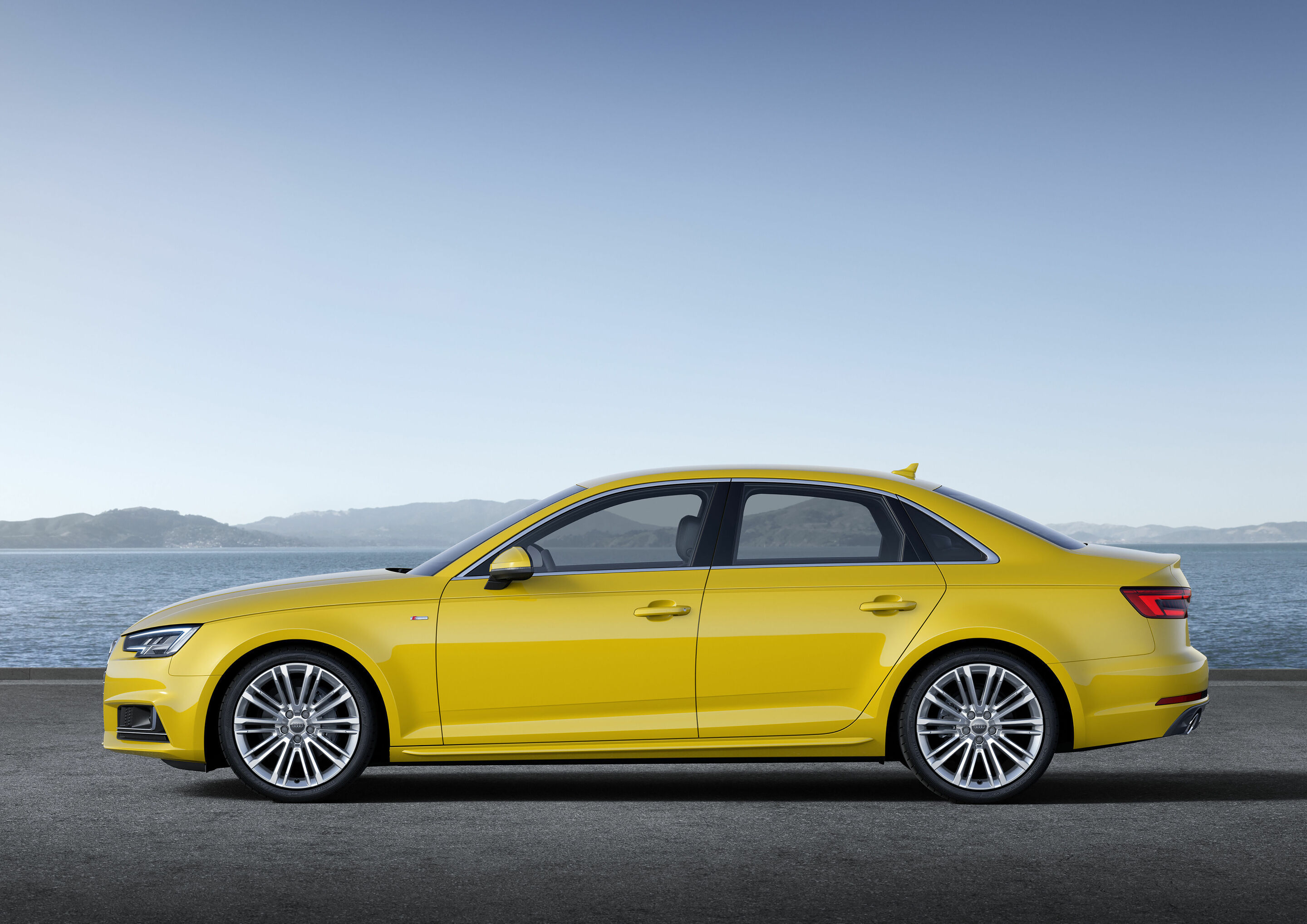 Audi increases sales in all regions - AUDI AG has started the second half of the year with sales growth: In July, the company sold 149,400 units, up 2.3 percent year-on-year. The brand increased sales in all three core regions – in North America by 5.9...