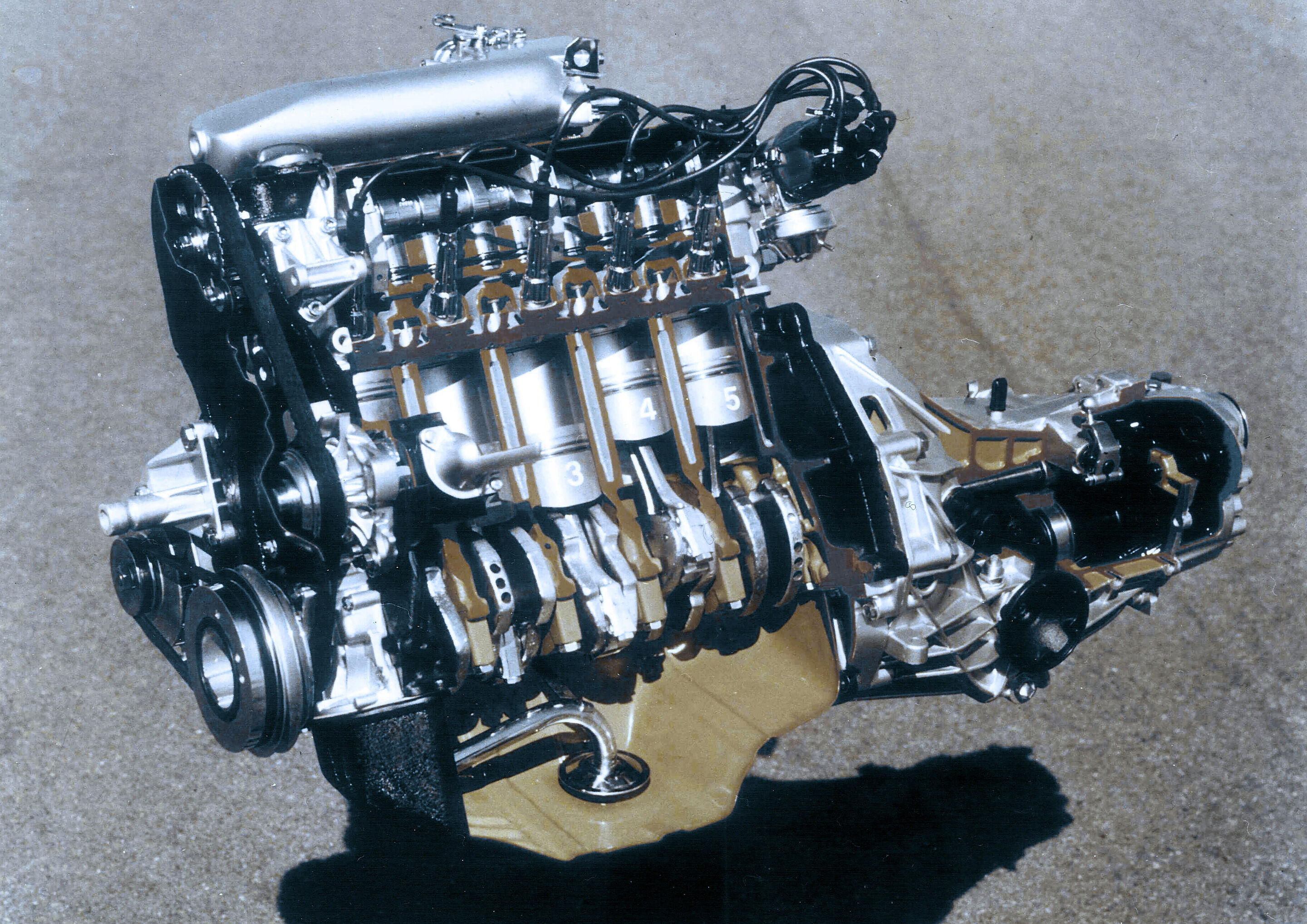 40 years of Audi five-cylinder engines - 1976: World premiere of the first Audi five-cylinder gasoline engine