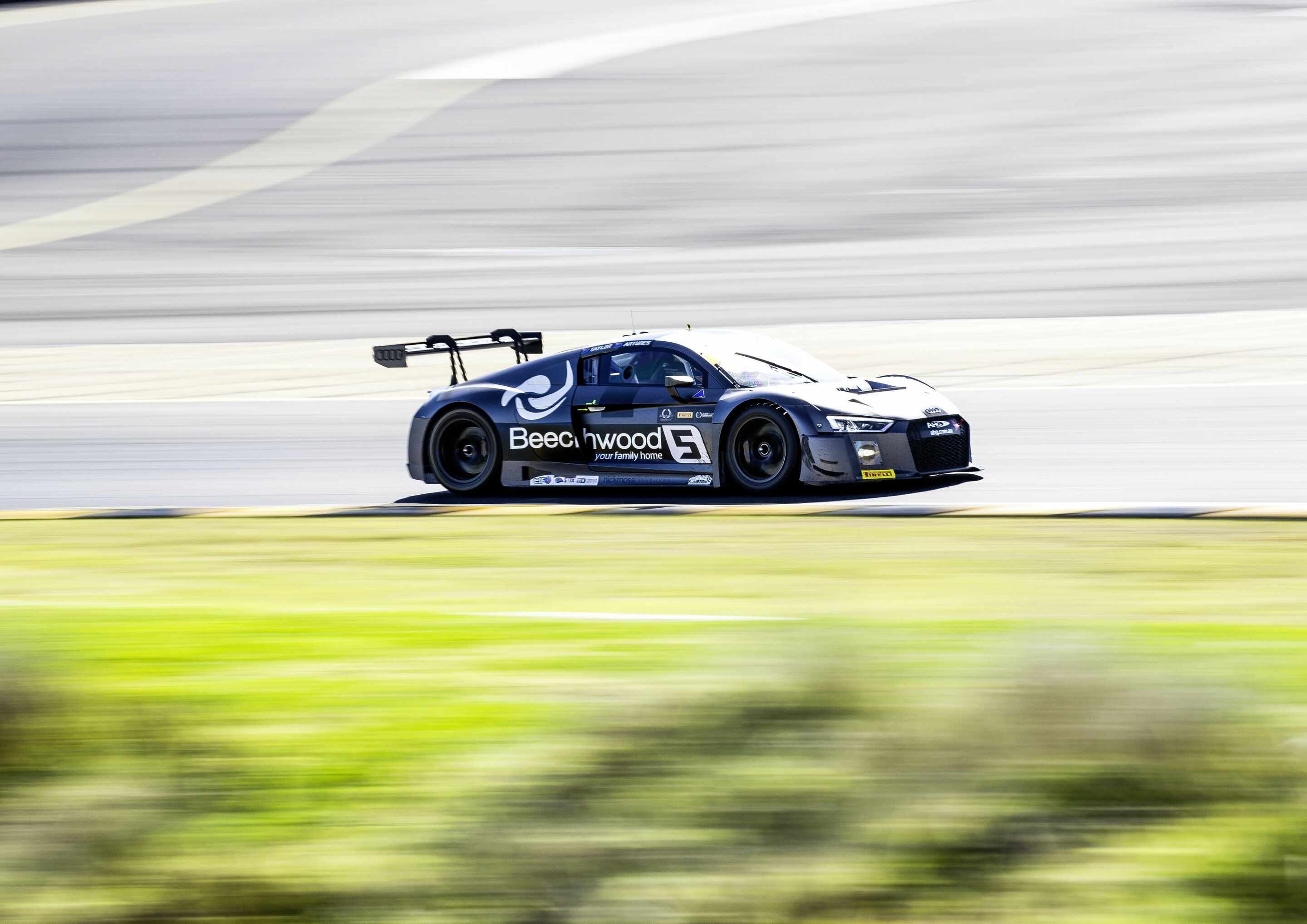 Australian Endurance Championship - Audi R8 LMS #5 (GT Motorsport), Greg Taylor/Nathan Antunes