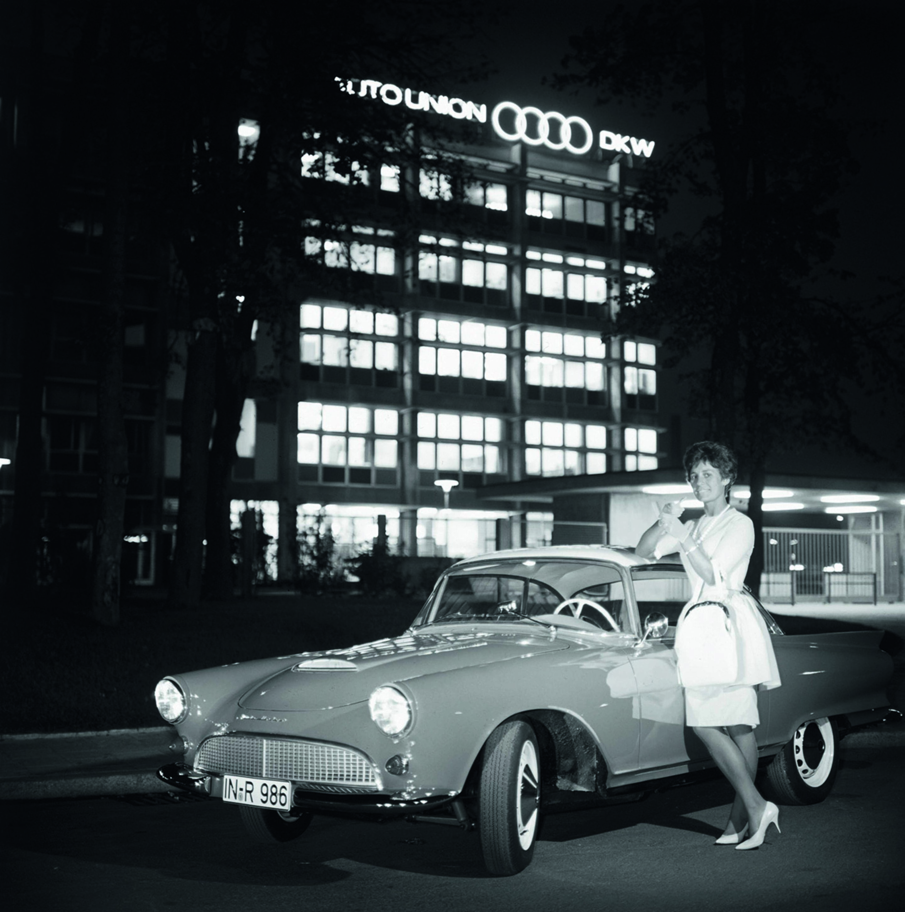 Anniversary magazine History - Dream car - the Auto Union Sp 1000 in front of the new head office in Ingolstadt