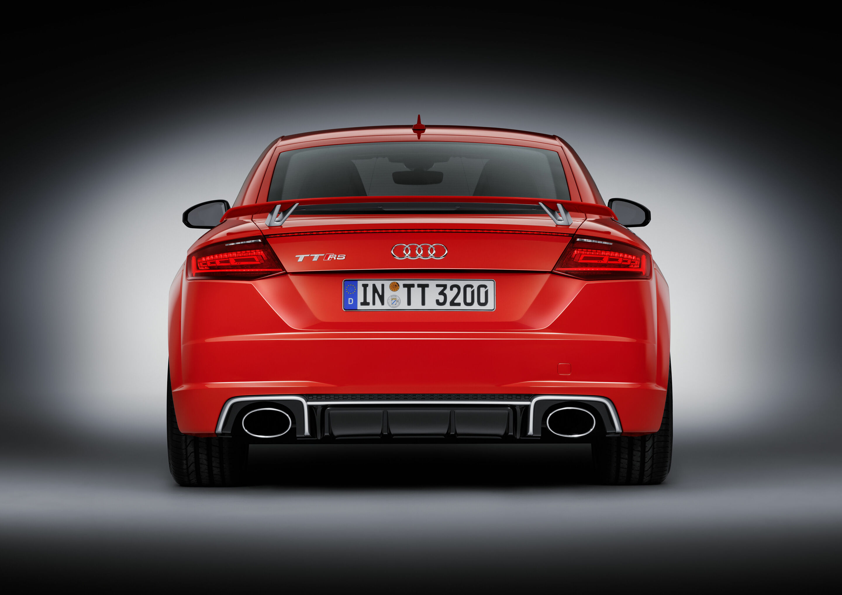 Audi TT RS Coupé - Standaufnahme, Farbe: Catalunyarot
