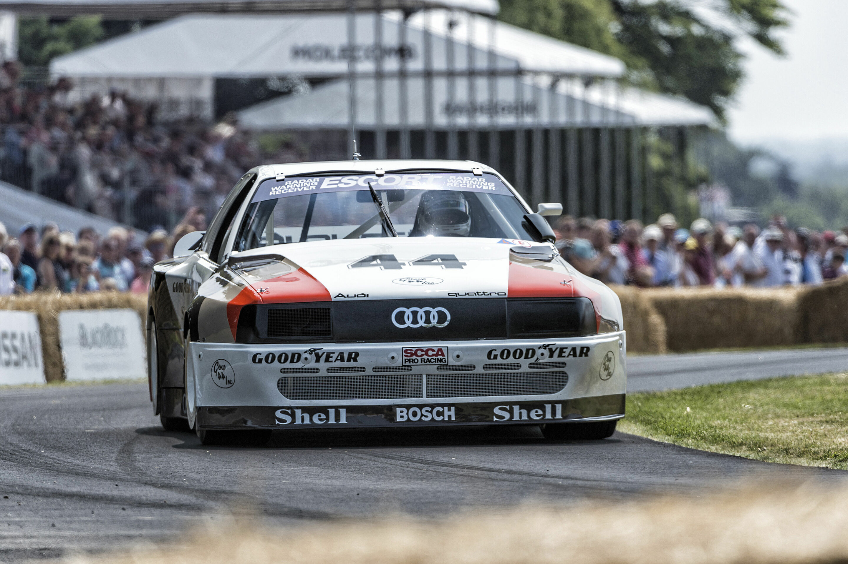 Goodwood Festival Of Speed 2013 - Vor 25 Jahren Sieger der amerikanischen TransAm-Serie, am Wochenende in Goodwood machte Hans-Joachim Stuck in seinem alten Auto "bella figura".