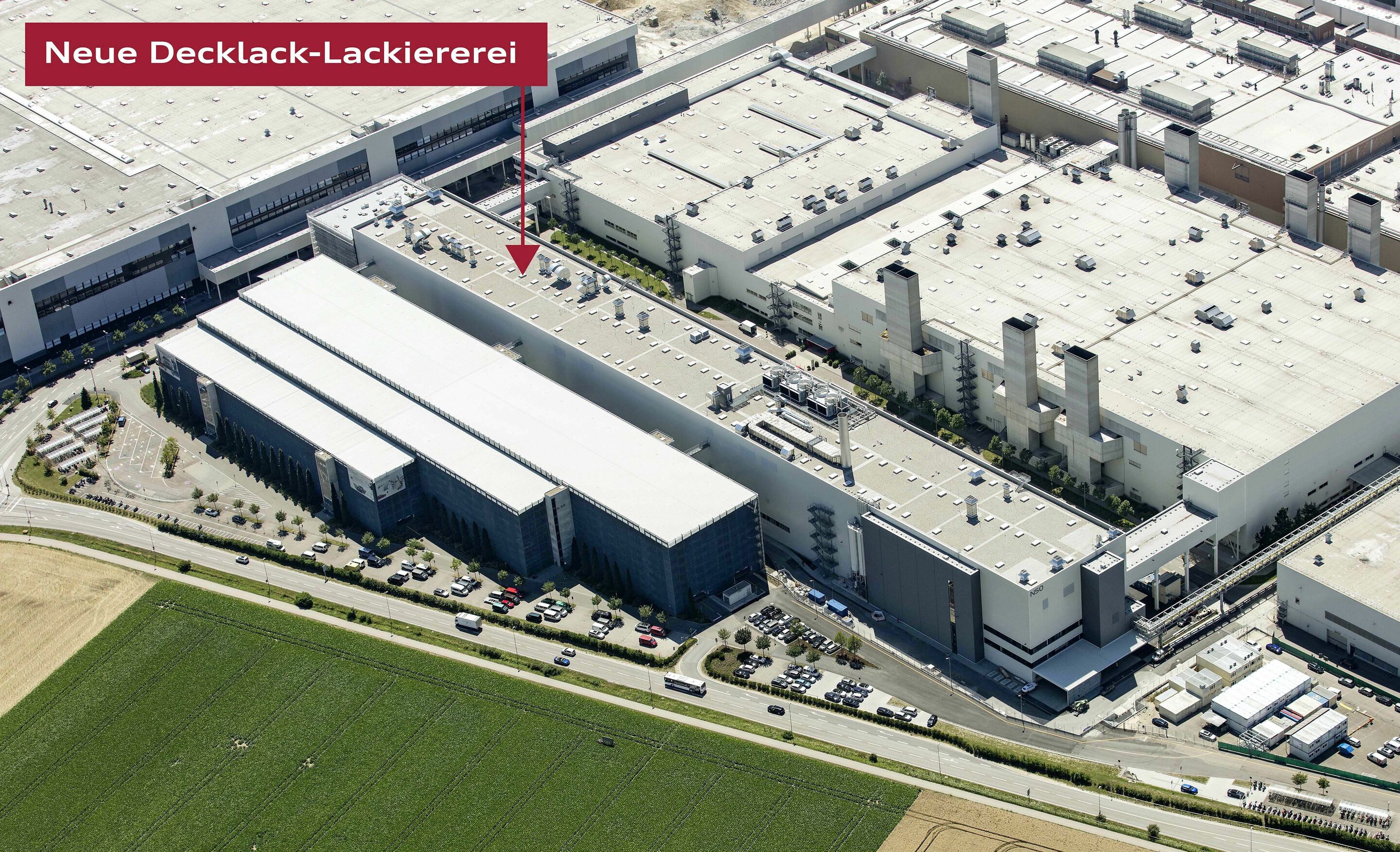 Audi-Standort Ingolstadt: Decklack-Lackiererei Audi A4/A5 - Audi hat eine neue Decklack-Lackiererei in Betrieb genommen. Das 12.000 Quadratmeter große Gebäude befindet sich im Nordgelände am Standort Ingolstadt.
