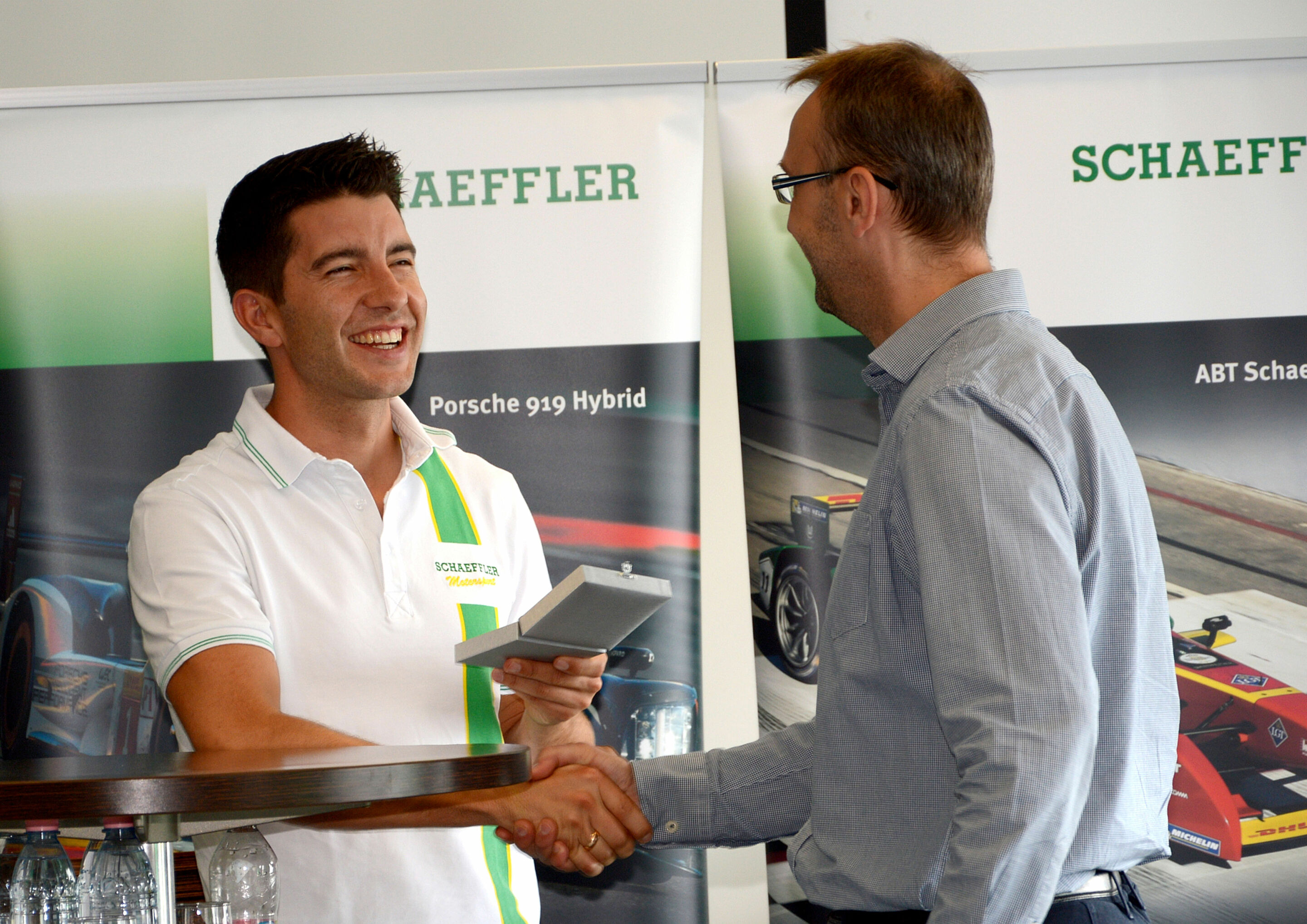 Mike Rockenfeller visits Schaeffler in Hungary - Mike Rockenfeller visits Schaeffler in Hungary