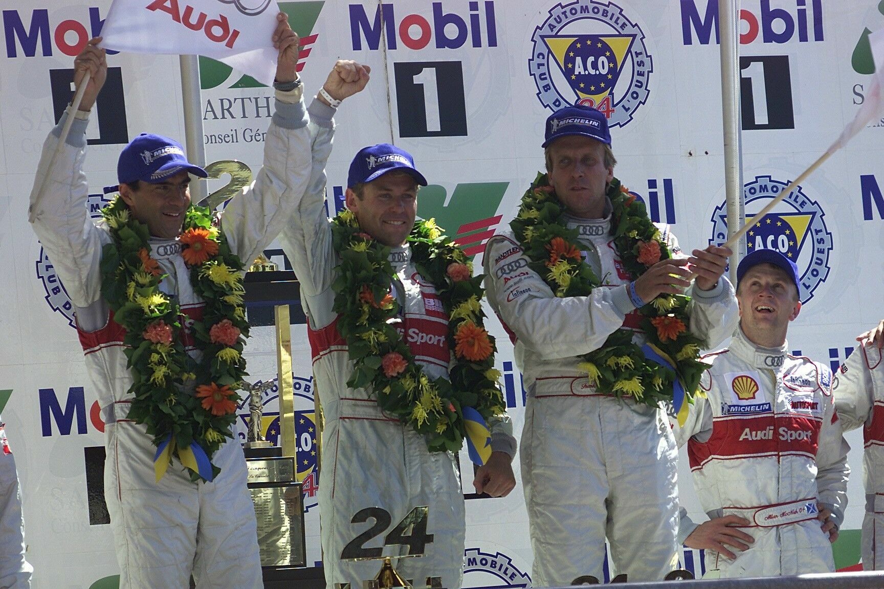 24h Le Mans 2000 - Emanuele Pirro, Tom Kristensen und Frank Biela waren im Jahr 2000 die ersten Sieger von Audi in Le Mans