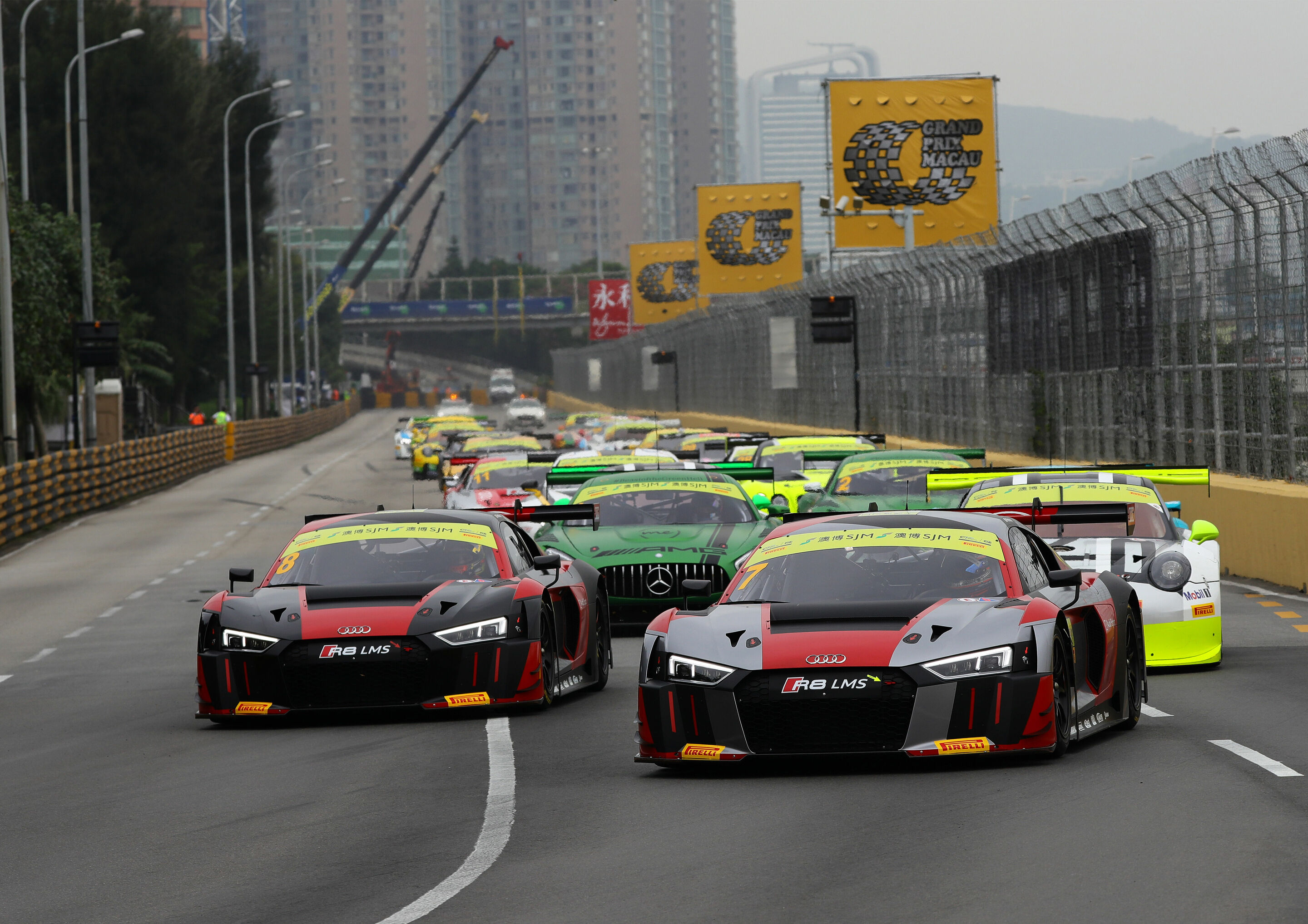FIA GT World Cup 2016 - Audi R8 LMS #8 (Audi Sport Team WRT), Laurens Vanthoor, Audi R8 LMS #7 (Audi Sport Team WRT), Edoardo Mortara 