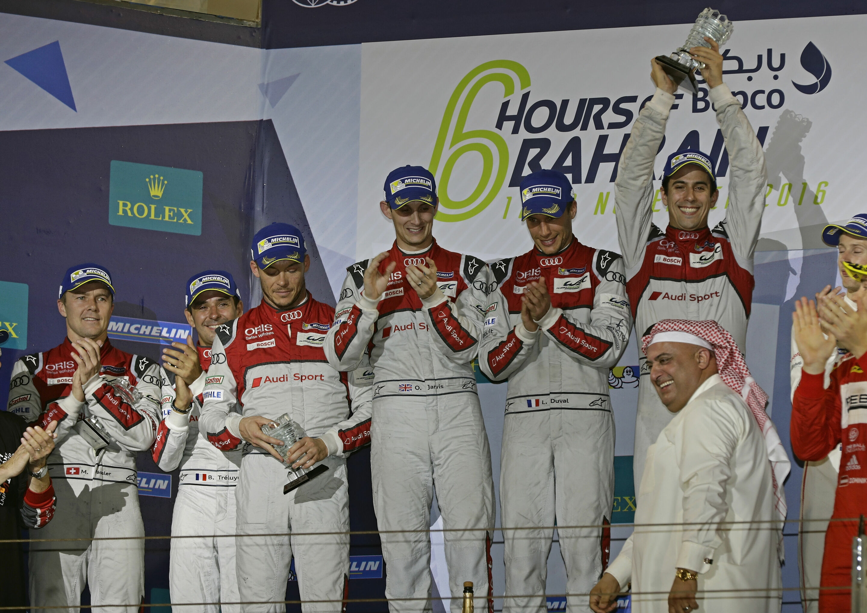 WEC Bahrain 2016 - Marcel Fässler, Benoît Tréluyer, André Lotterer, Oliver Jarvis, Loïc Duval, Lucas di Grassi