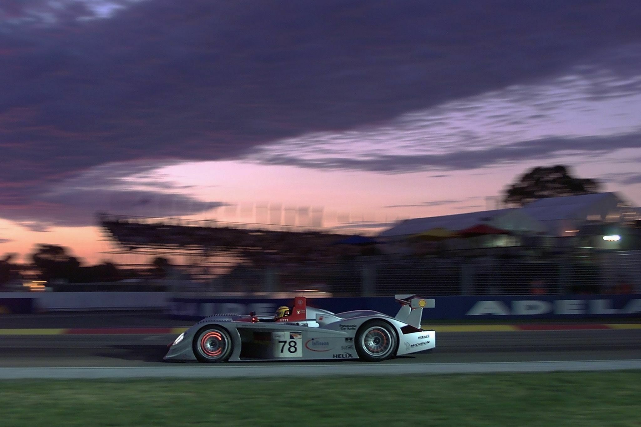 ALMS Adelaide 2000 - Audi R8 #78 (Audi Sport North America), Frank Biela/Emanuele Pirro