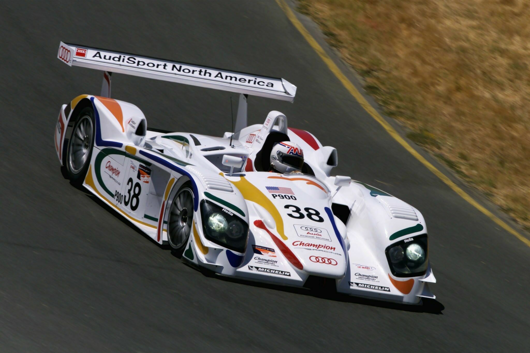 ALMS Sears Point 2001 - Audi R8 #38 (Champion Racing), Andy Wallace