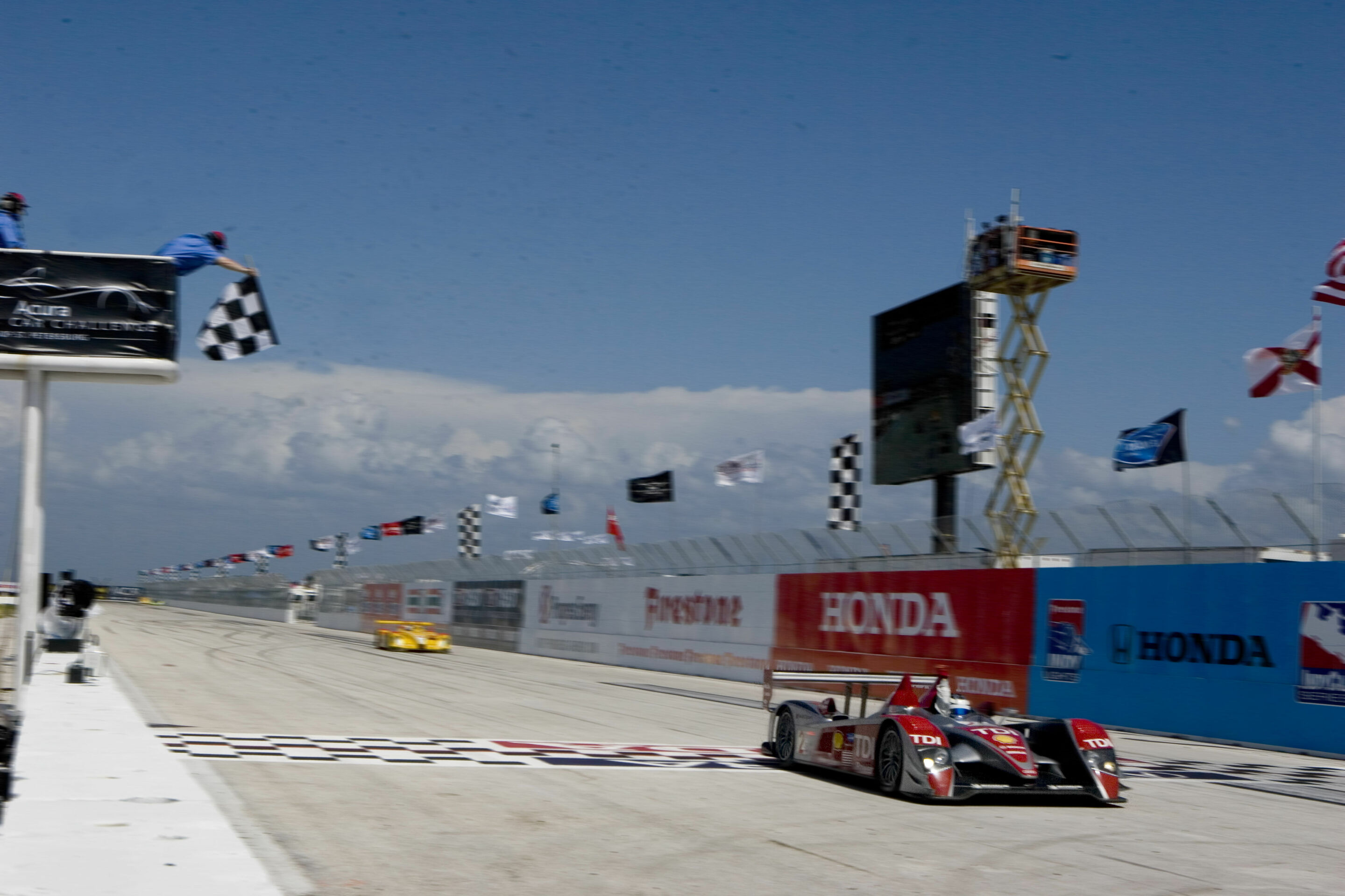 ALMS St. Petersburg 2008 - Audi R10 TDI #2 (Audi Sport North America), Lucas Luhr