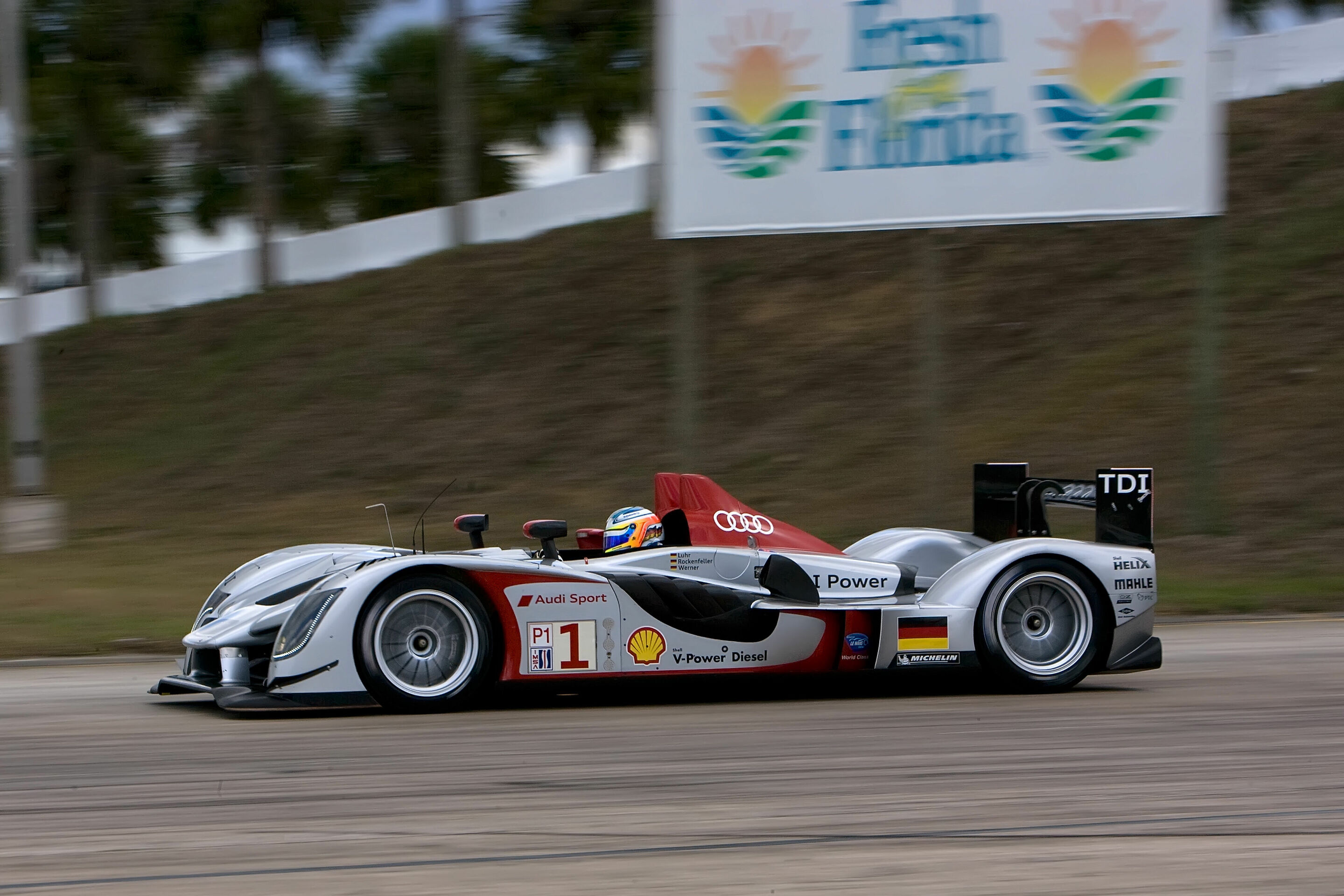 12h Sebring 2009 - Audi R15 TDI #1 (Audi Sport Team Joest), Mike Rockenfeller