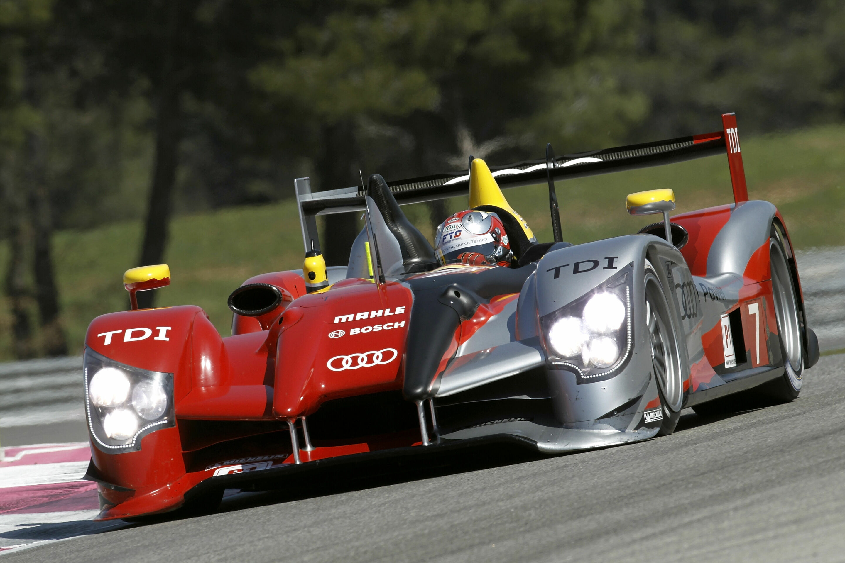LMS Le Castellet 2010 - Audi R15 TDI #7 (Audi Sport Team Joest), Dindo Capello